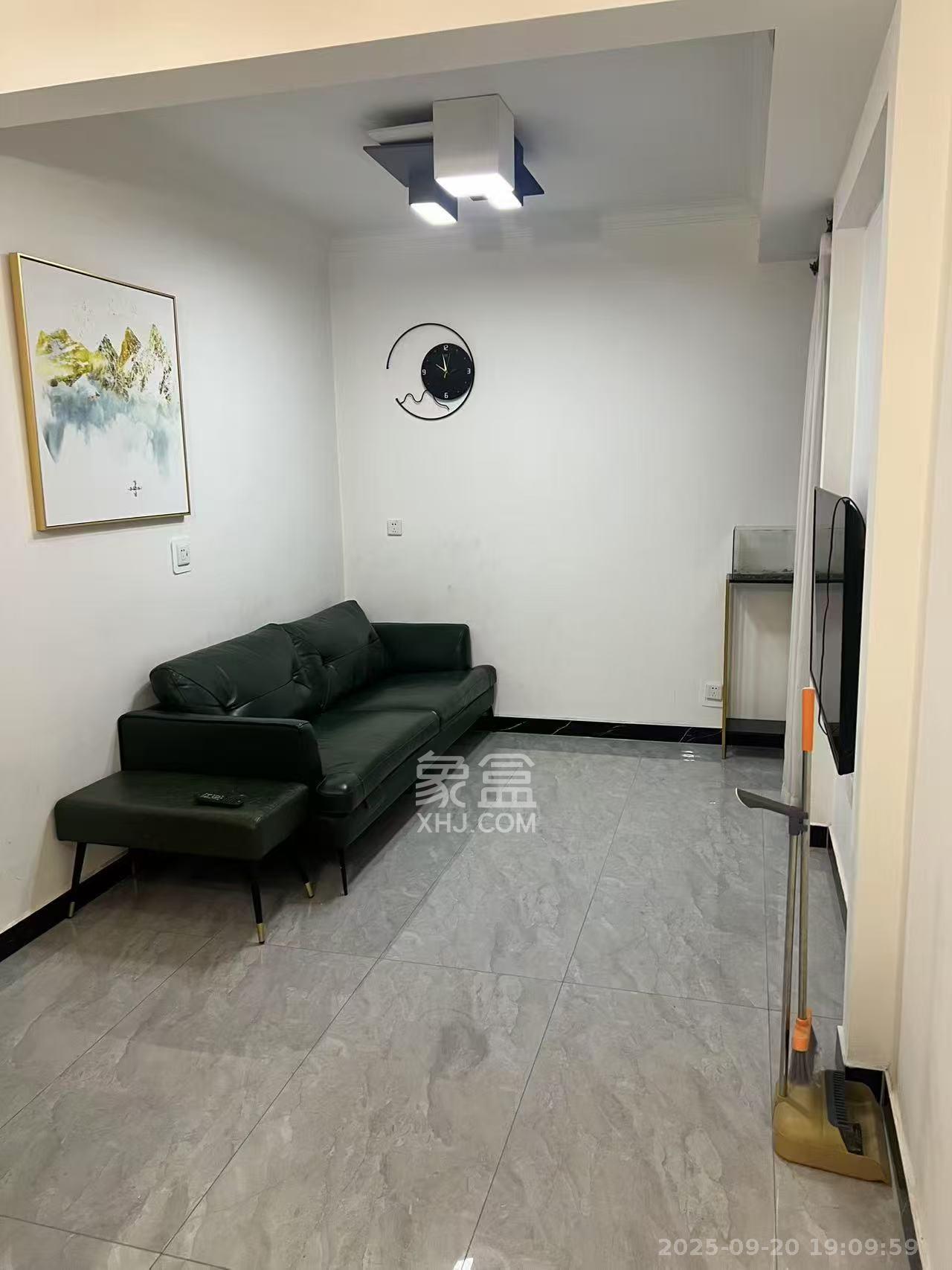 富基世纪公园  2室2厅1卫   1600.00元/月室内图