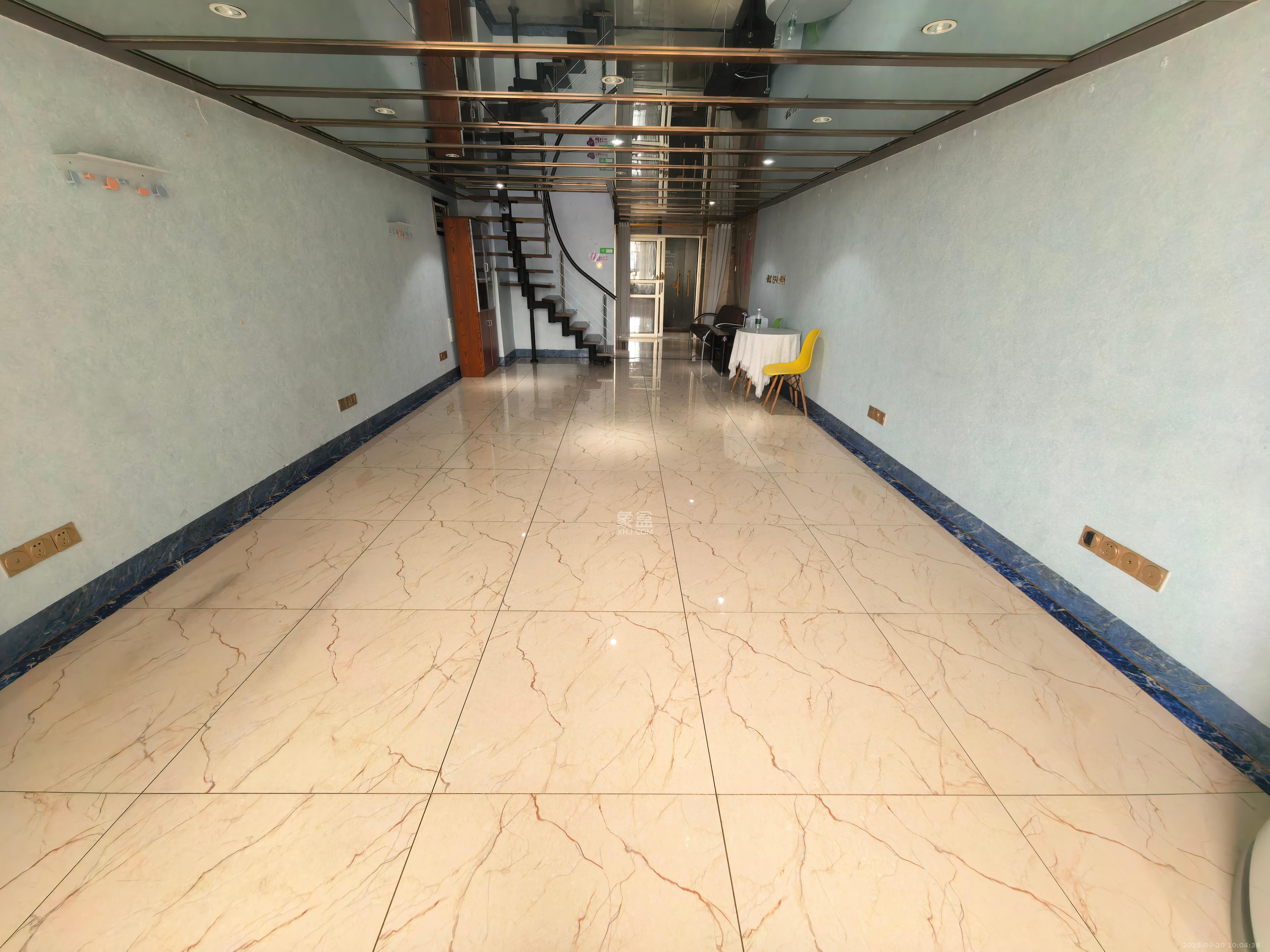 金科时代中心   55.0㎡      1600.0元/月室内图