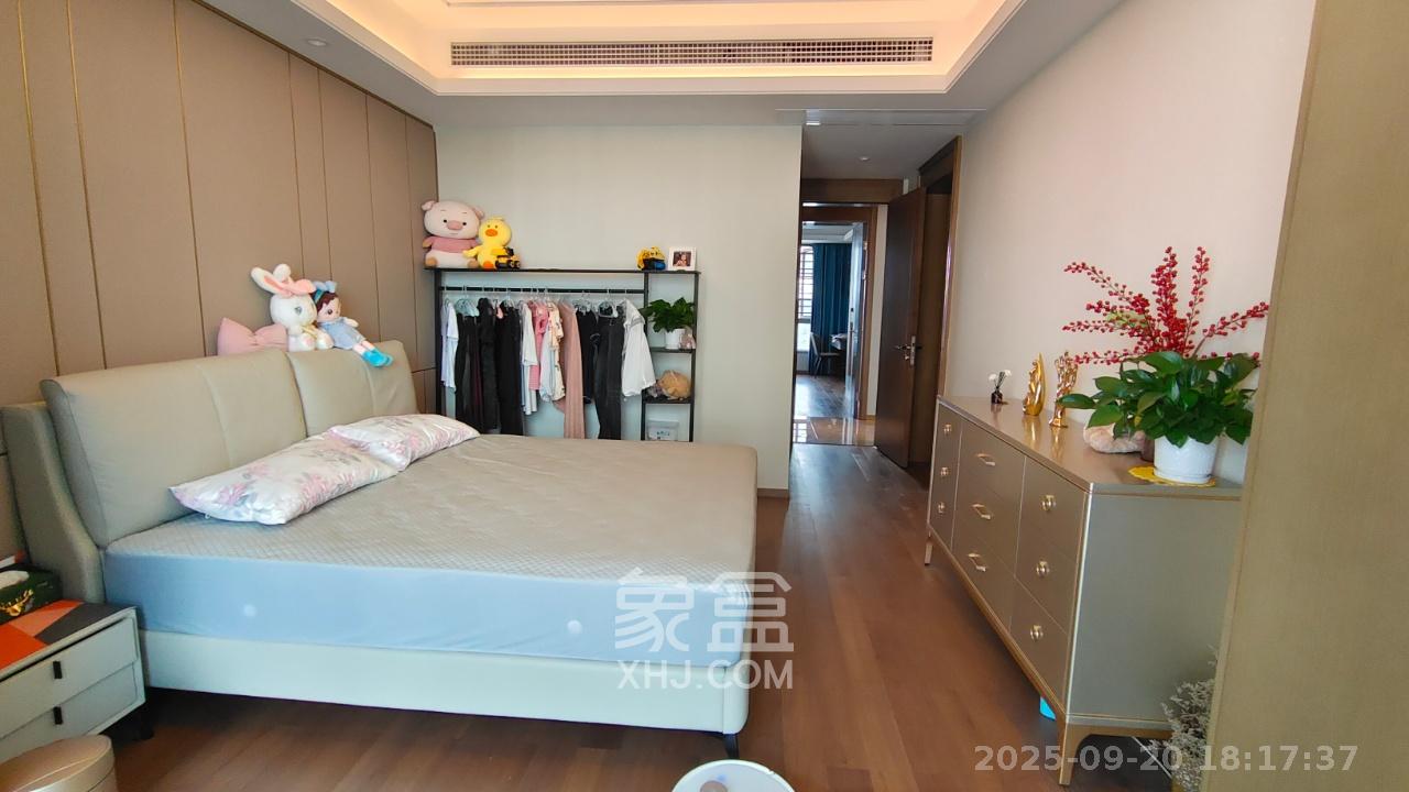 梅溪湖金茂湾 4室2厅2卫 13000.0元/月 梅溪湖金茂湾 4室2厅2卫 13000.0元/月室内图