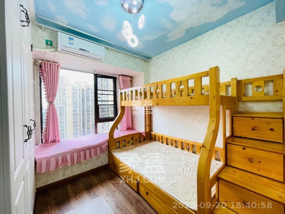 华润凤凰城三期 3室2厅1卫 2100.0元/月 华润凤凰城三期 3室2厅1卫 2100.0元/月室内图