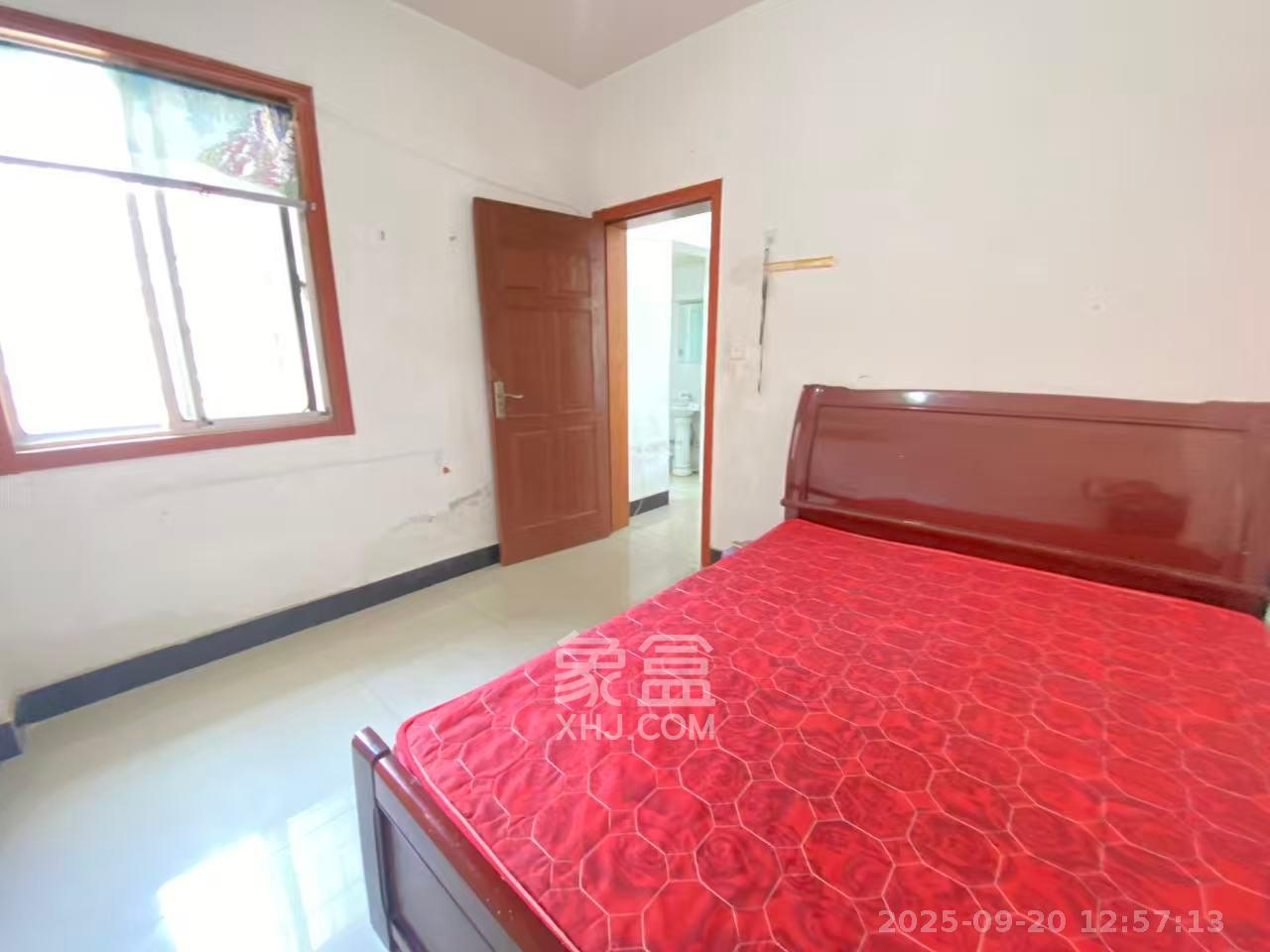 西龙苑安置小区(西垅苑小区) 2室1厅1卫 1400.0元/月 西龙苑安置小区(西垅苑小区) 2室1厅1卫 1400.0元/月室内图