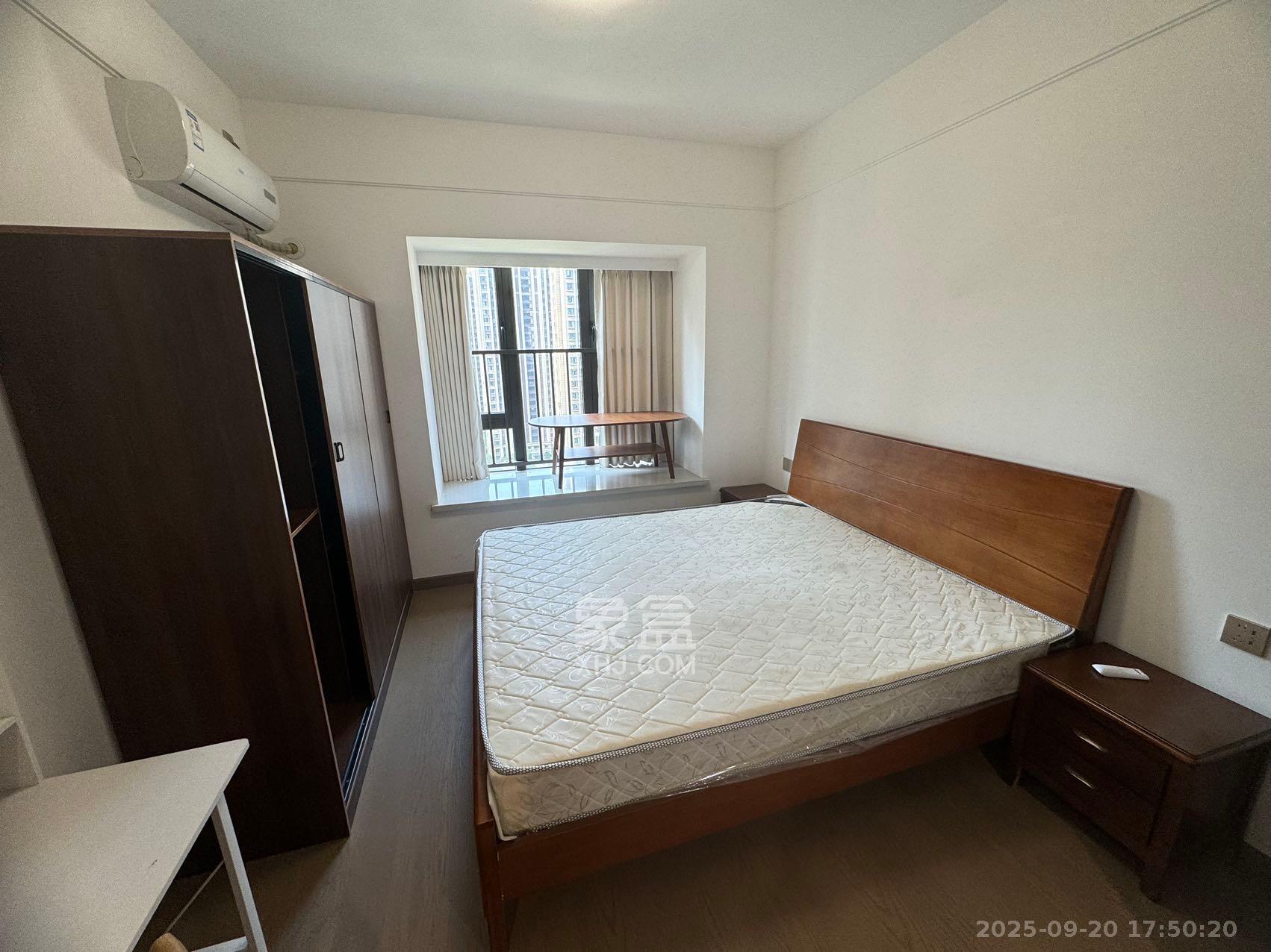 星城新宇川河苑 3室1厅1卫 2300.0元/月 星城新宇川河苑 3室1厅1卫 2300.0元/月室内图