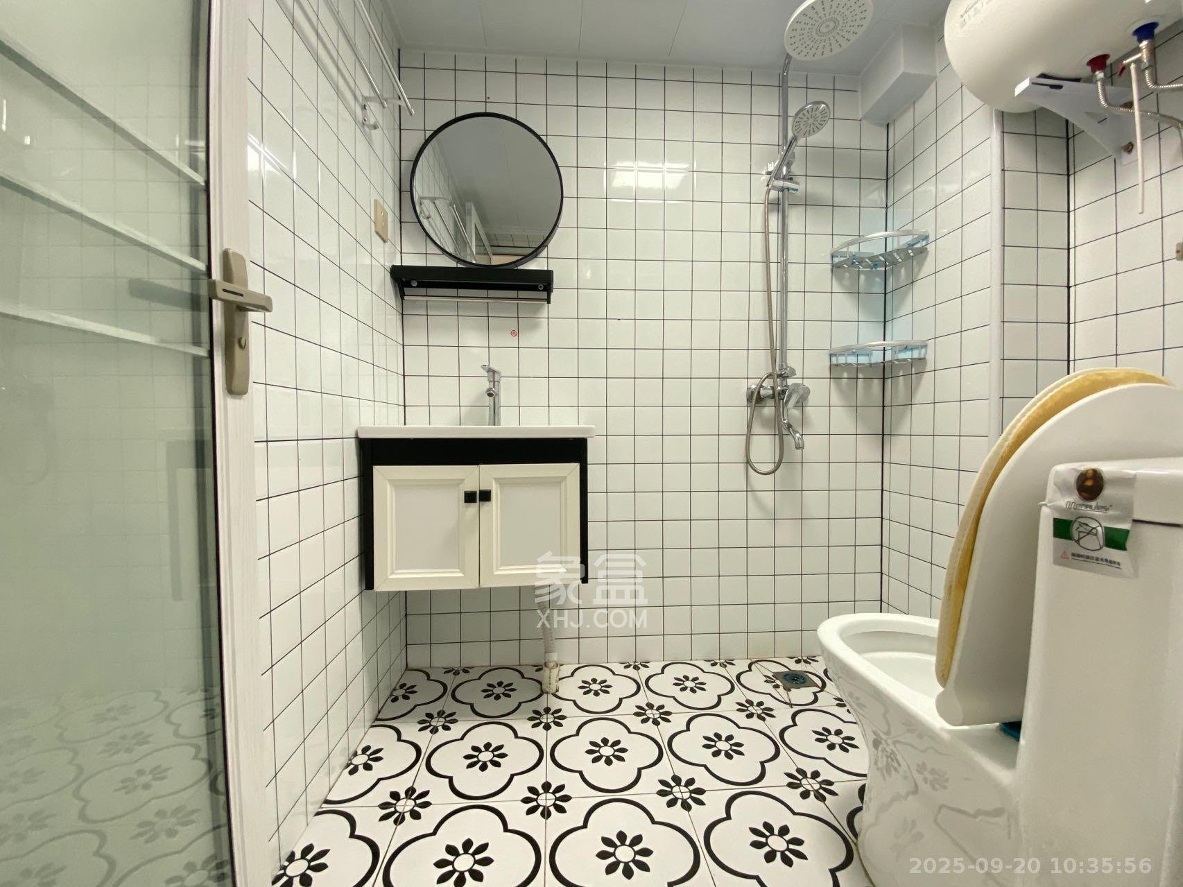 建发中央公园(建发美地) 1室1厅1卫 2000.0元/月 建发中央公园(建发美地) 1室1厅1卫 2000.0元/月室内图