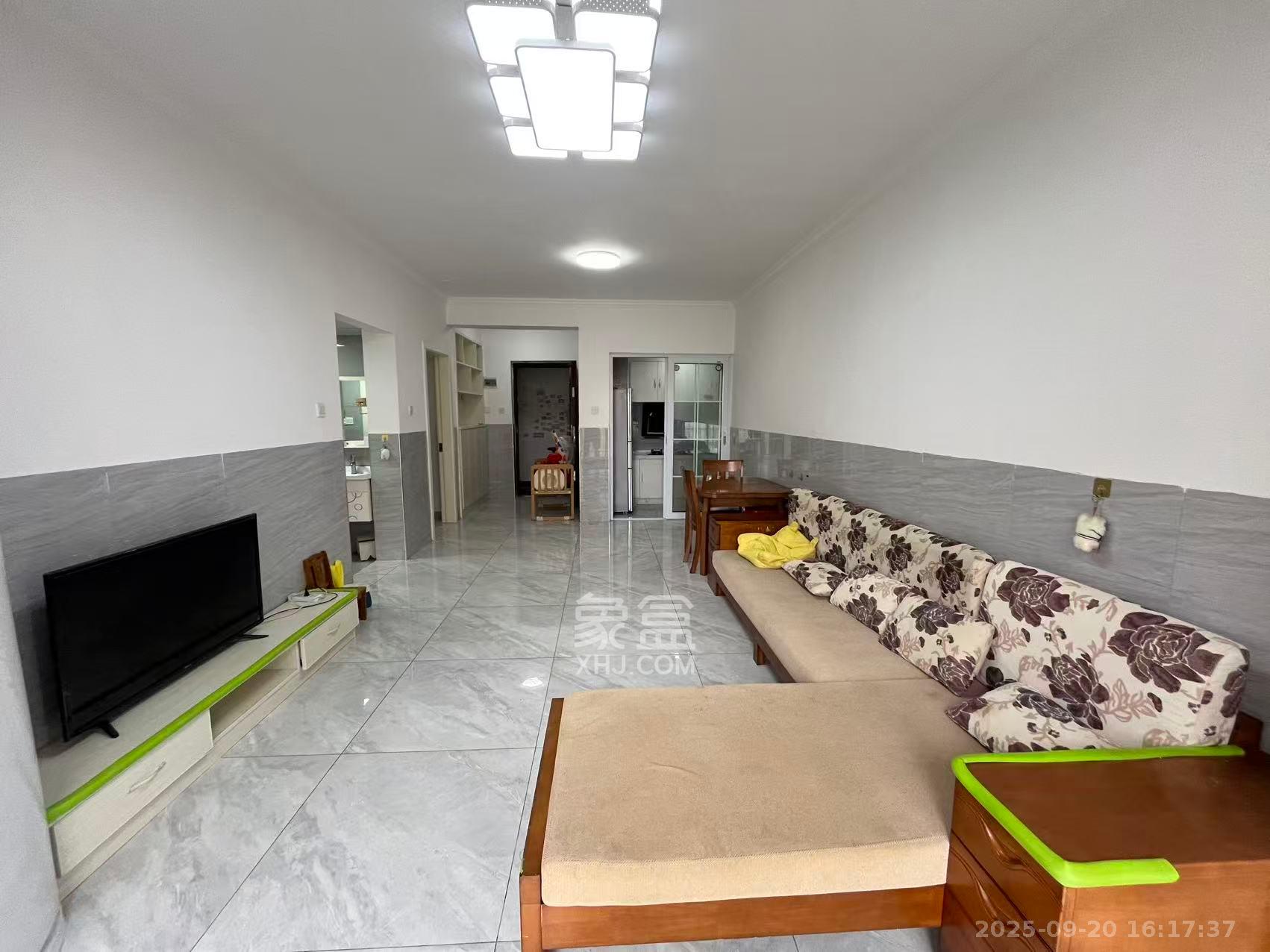 朝正美苑  2室1厅1卫    2300.0元/月室内图