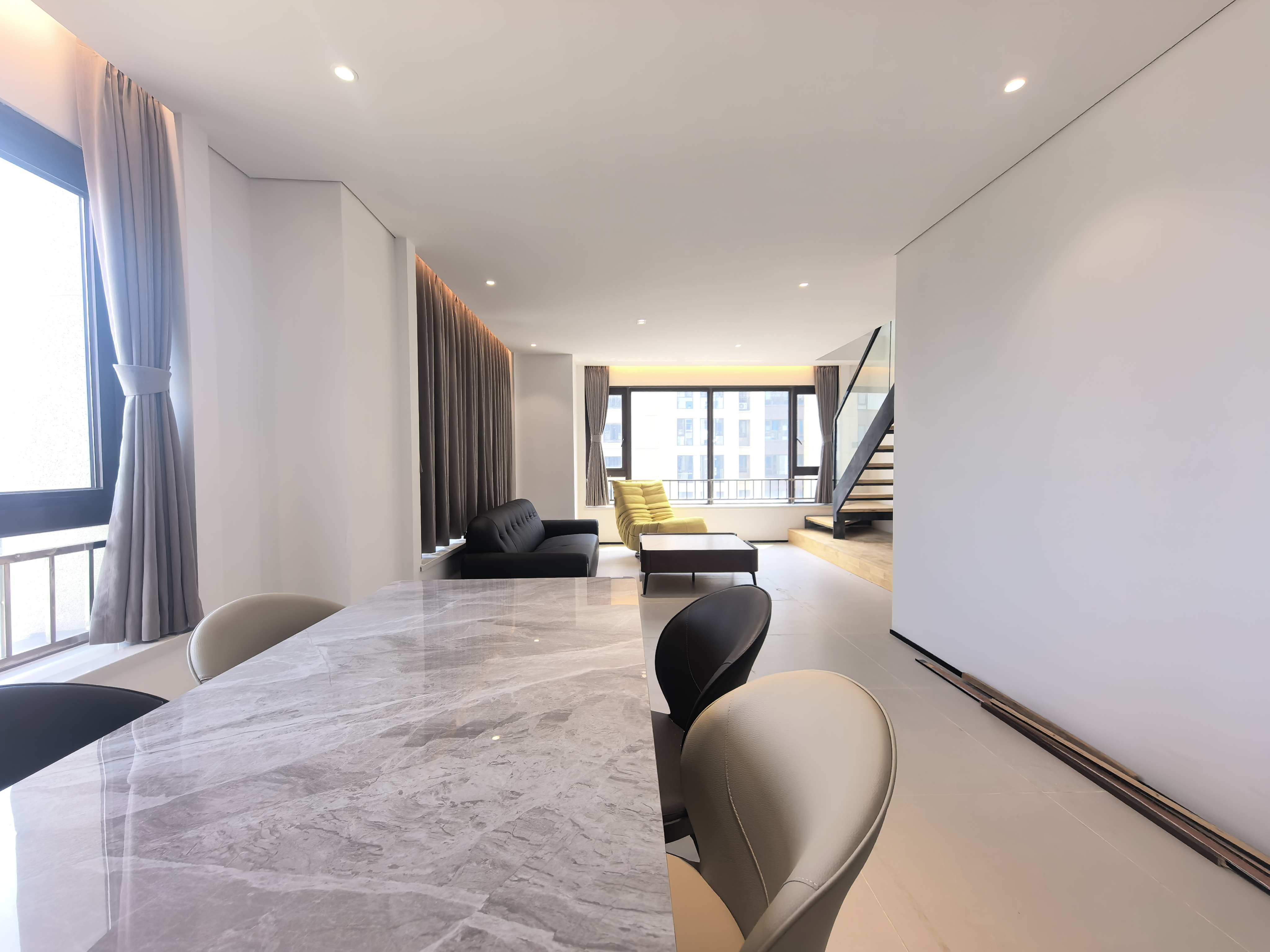 海航豪庭南苑  2室2厅2卫    5000.0元/月室内图