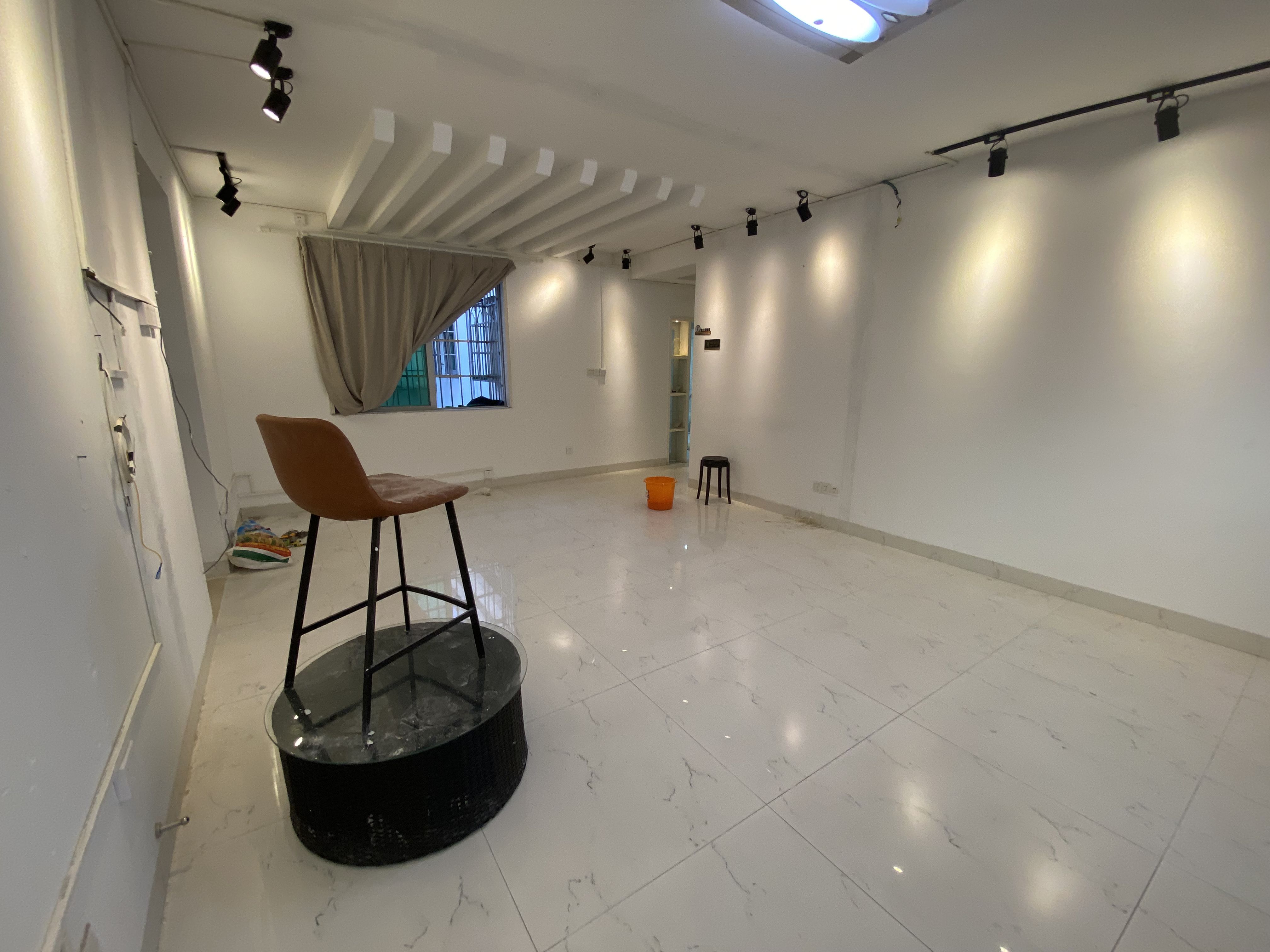 富豪大厦(富豪花园) 3室2厅1卫 2900.0元/月 富豪大厦(富豪花园) 3室2厅1卫 2900.0元/月室内图