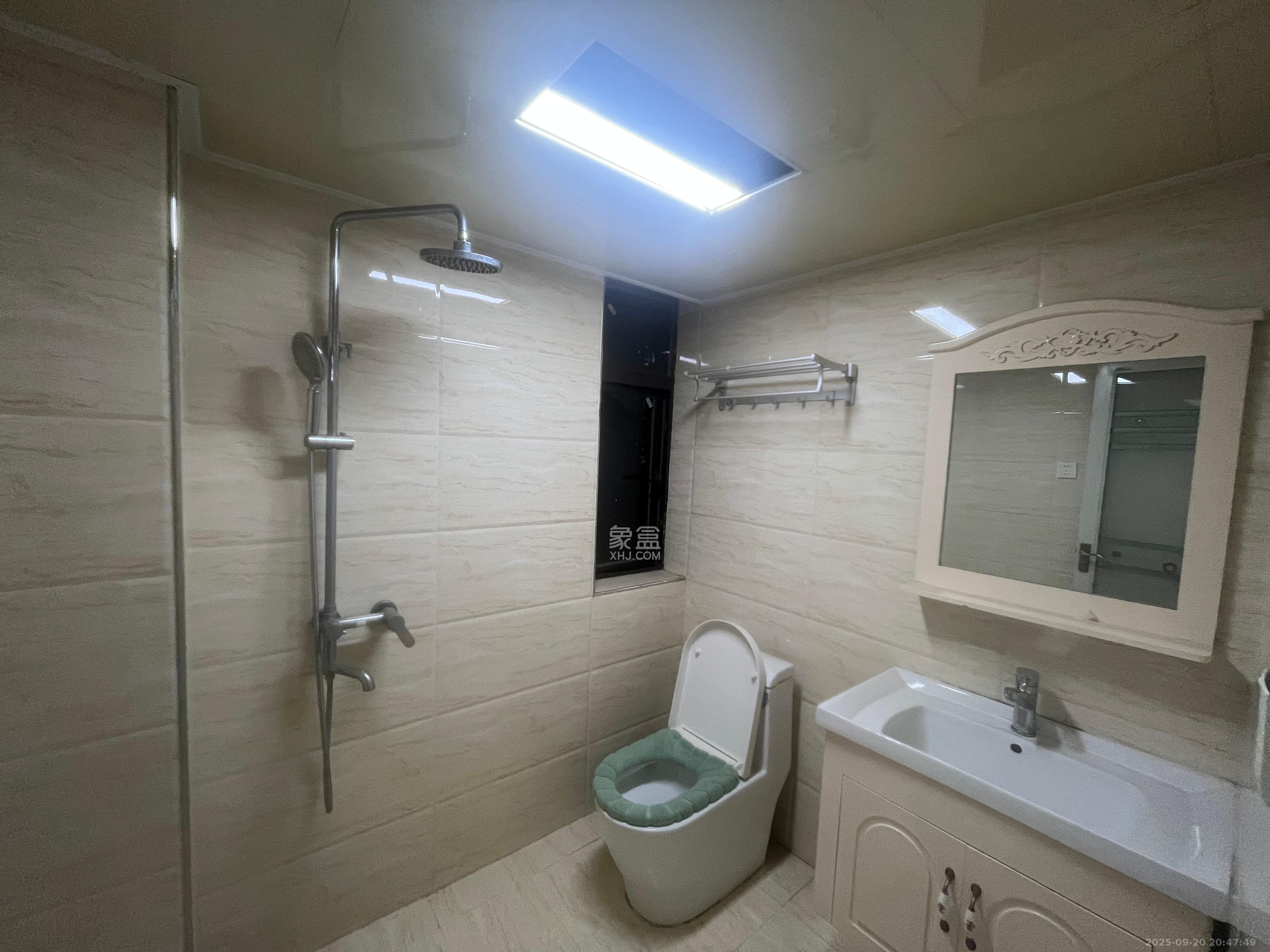 江山帝景哈佛 3室2厅2卫 2400.0元/月 江山帝景哈佛 3室2厅2卫 2400.0元/月室内图