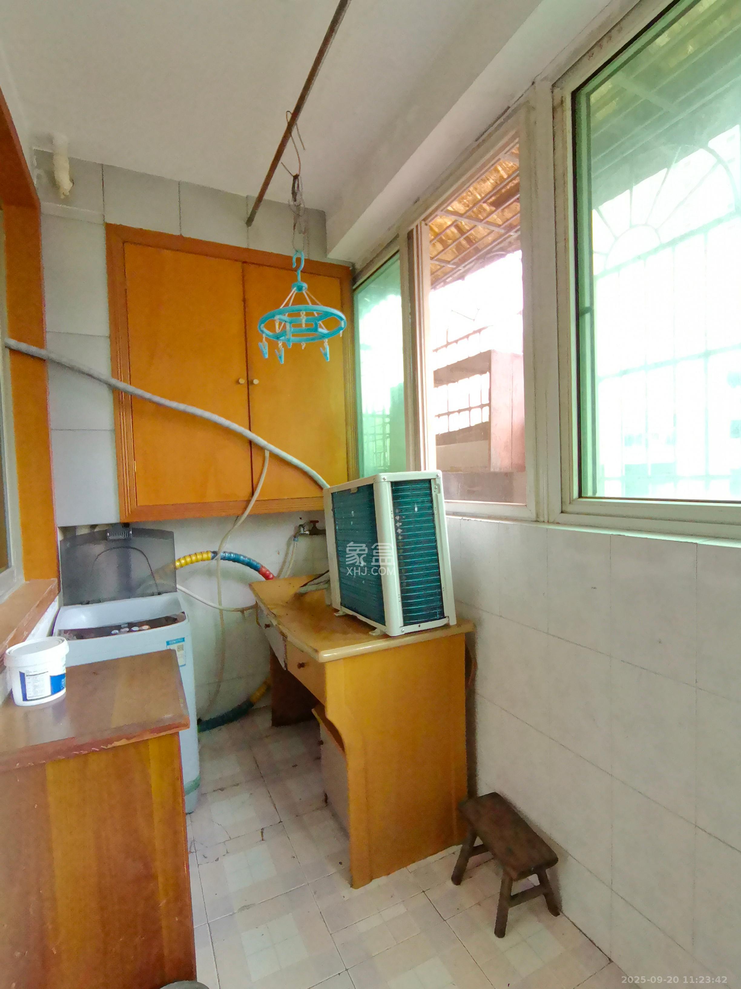 粮一库(北桥新村) 2室1厅1卫 1500.0元/月 粮一库(北桥新村) 2室1厅1卫 1500.0元/月室内图