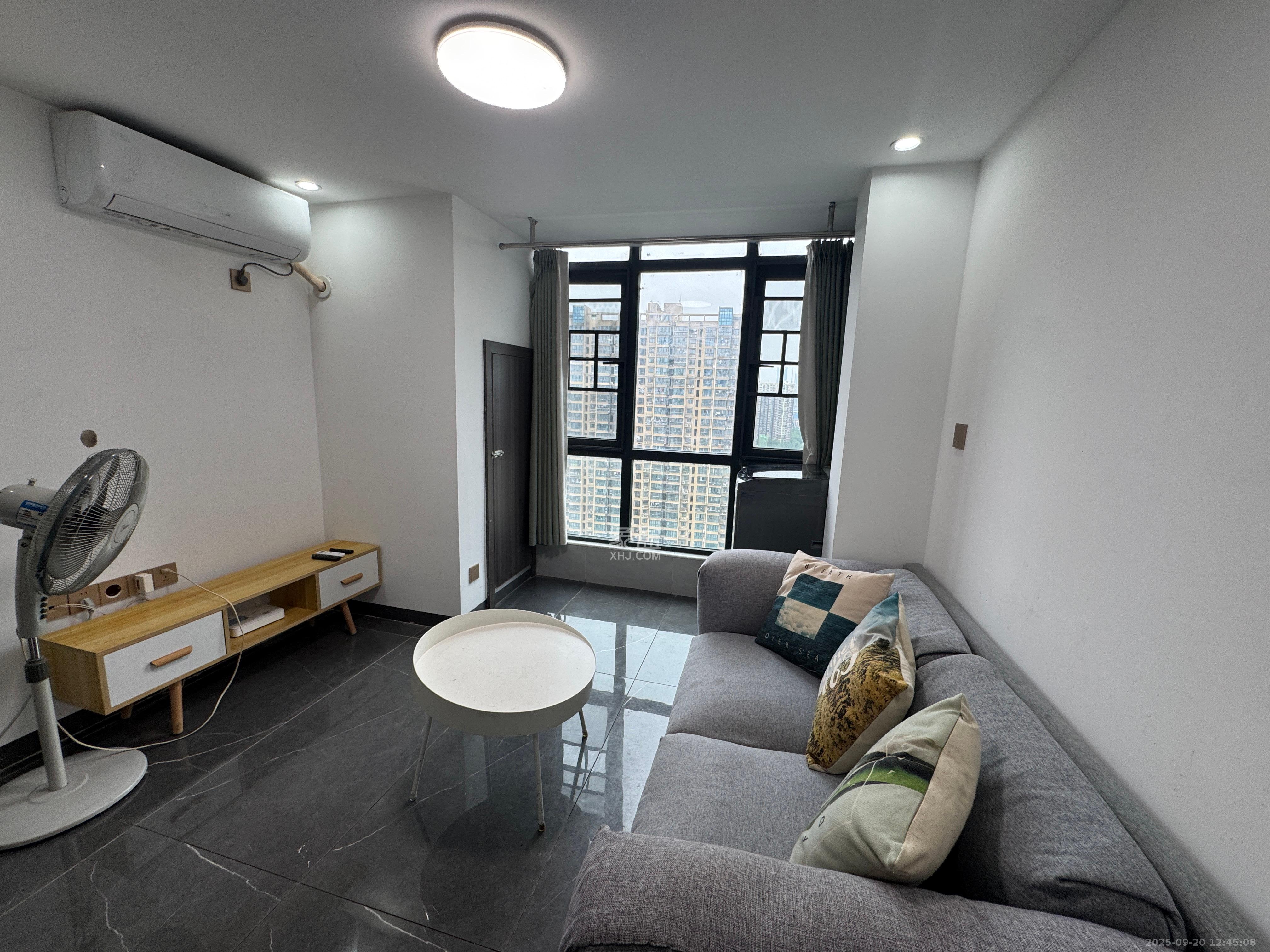 新长海漓湘悦 2室2厅1卫 1800.0元/月 新长海漓湘悦 2室2厅1卫 1800.0元/月室内图