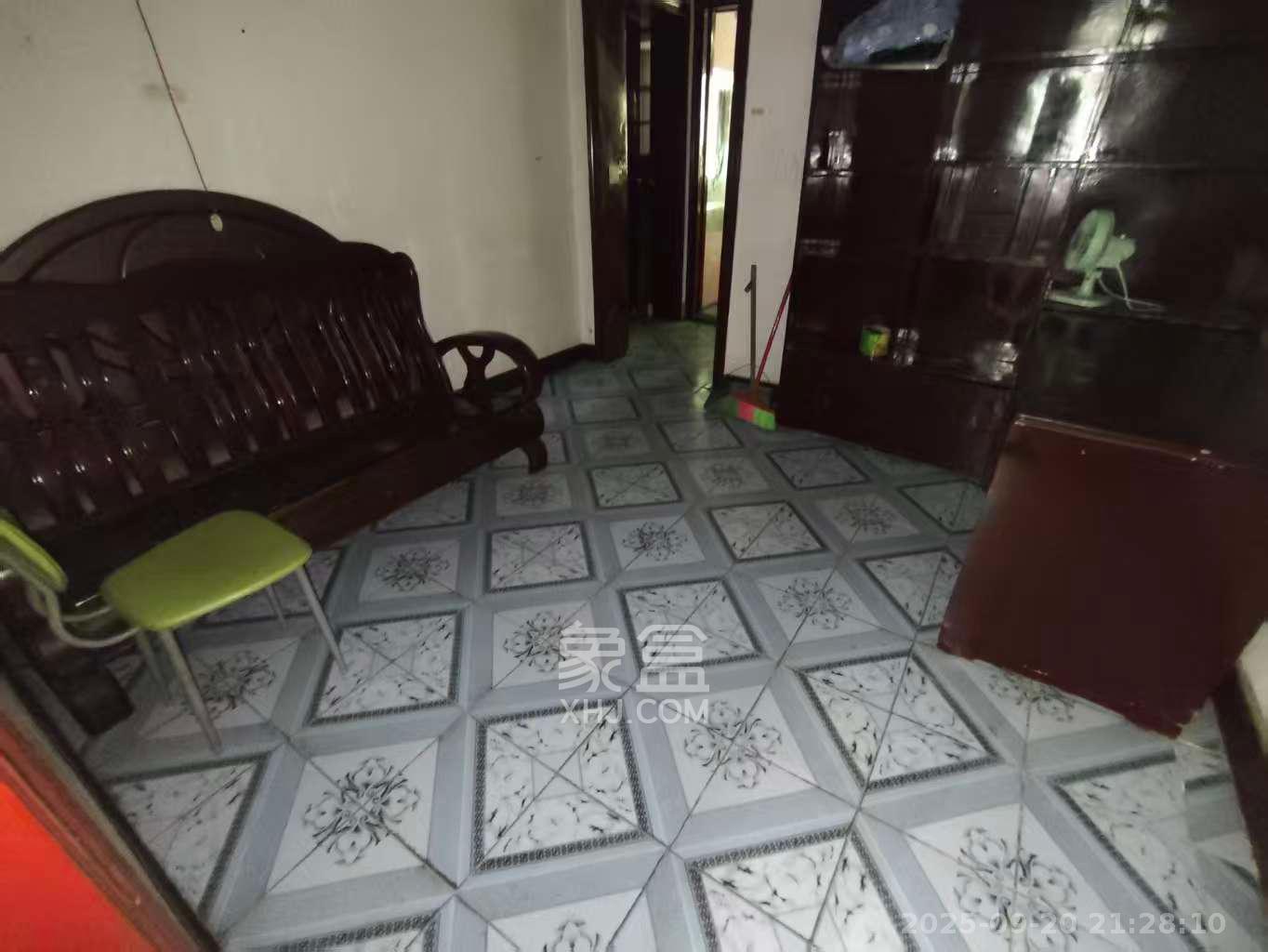 文艺新村 1室0厅0卫 1300.0元/月 文艺新村 1室0厅0卫 1300.0元/月室内图