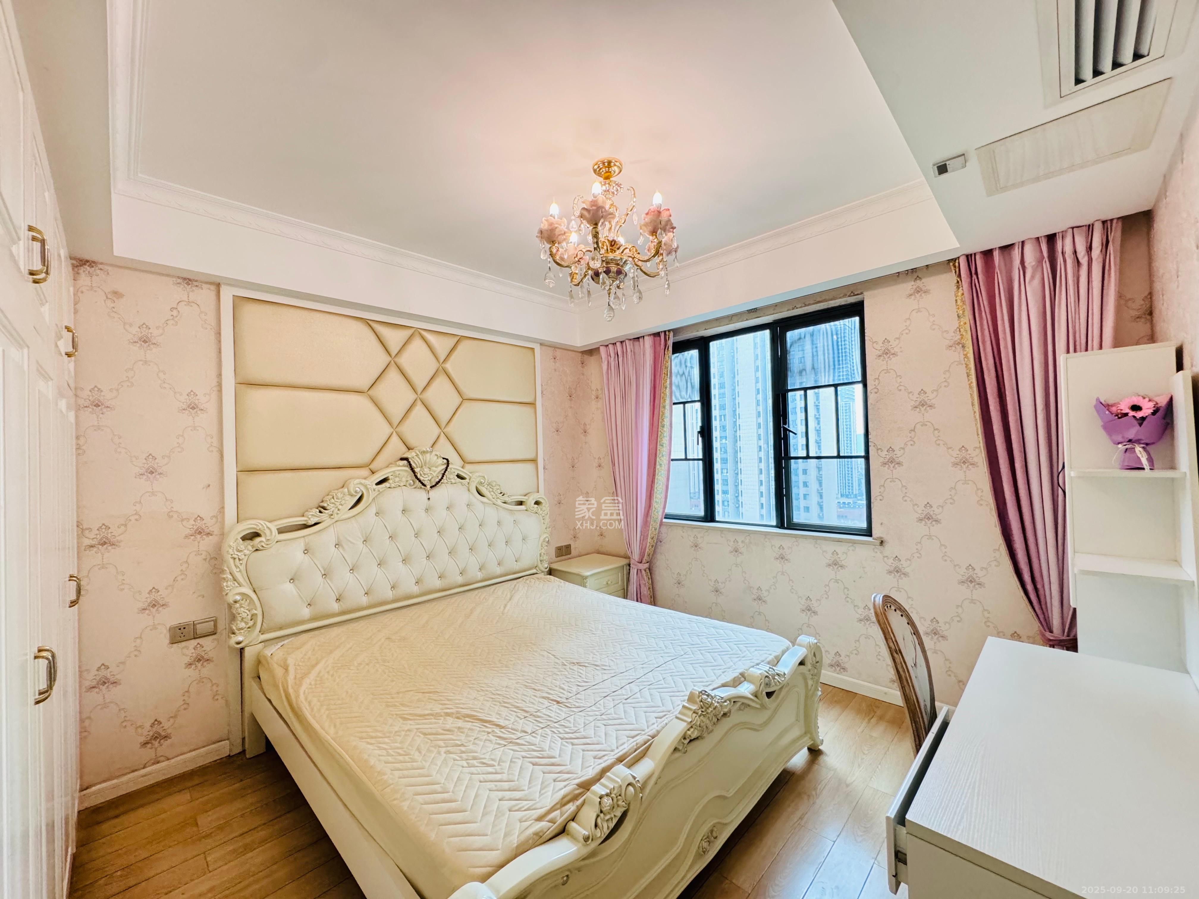 中国铁建梅溪青秀一期  4室2厅2卫    3200.0元/月室内图