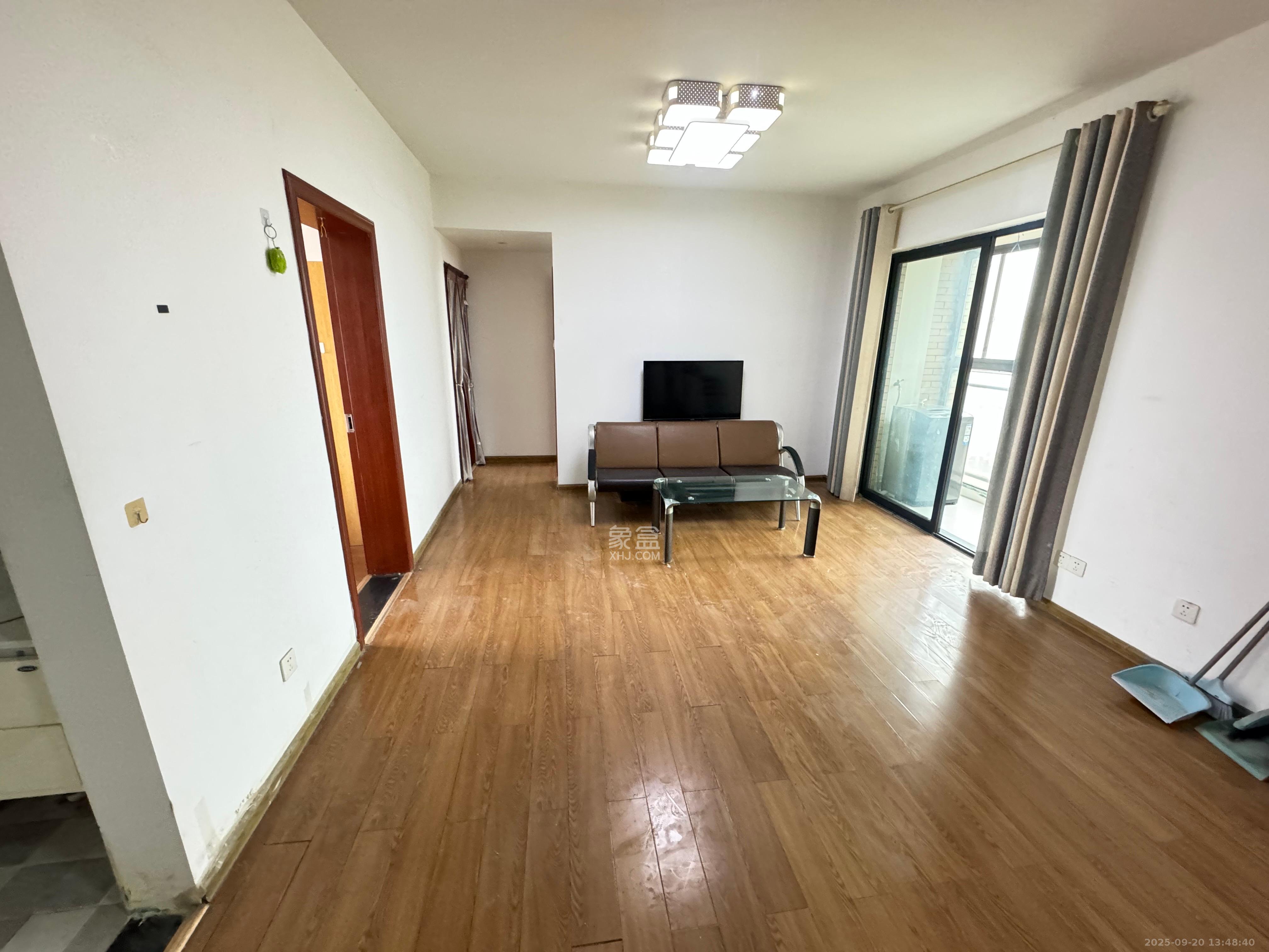 北京御园一二期（国泰嘉园）  3室2厅1卫    2100.0元/月室内图