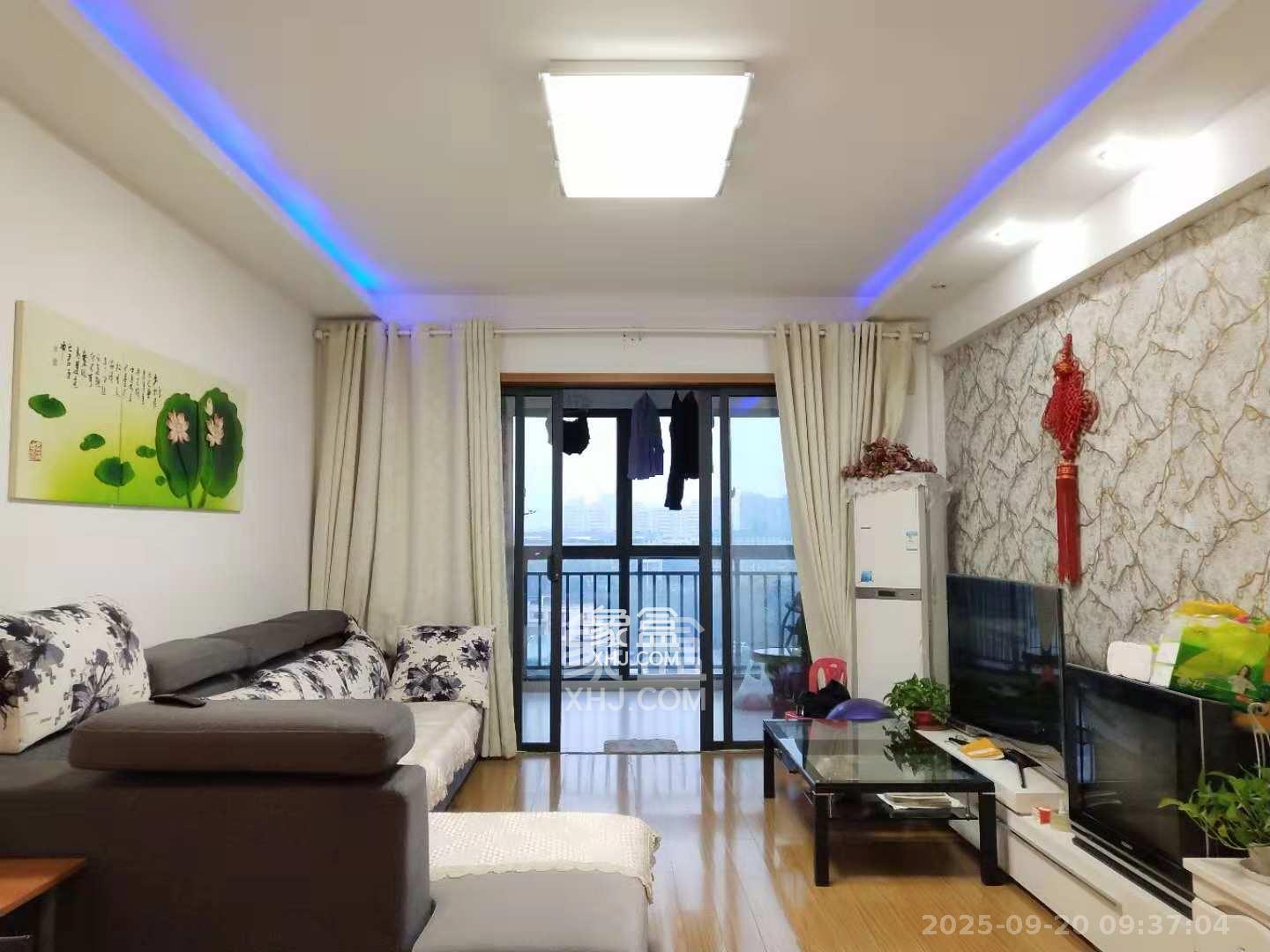 莱茵城  3室2厅1卫    2100.0元/月室内图