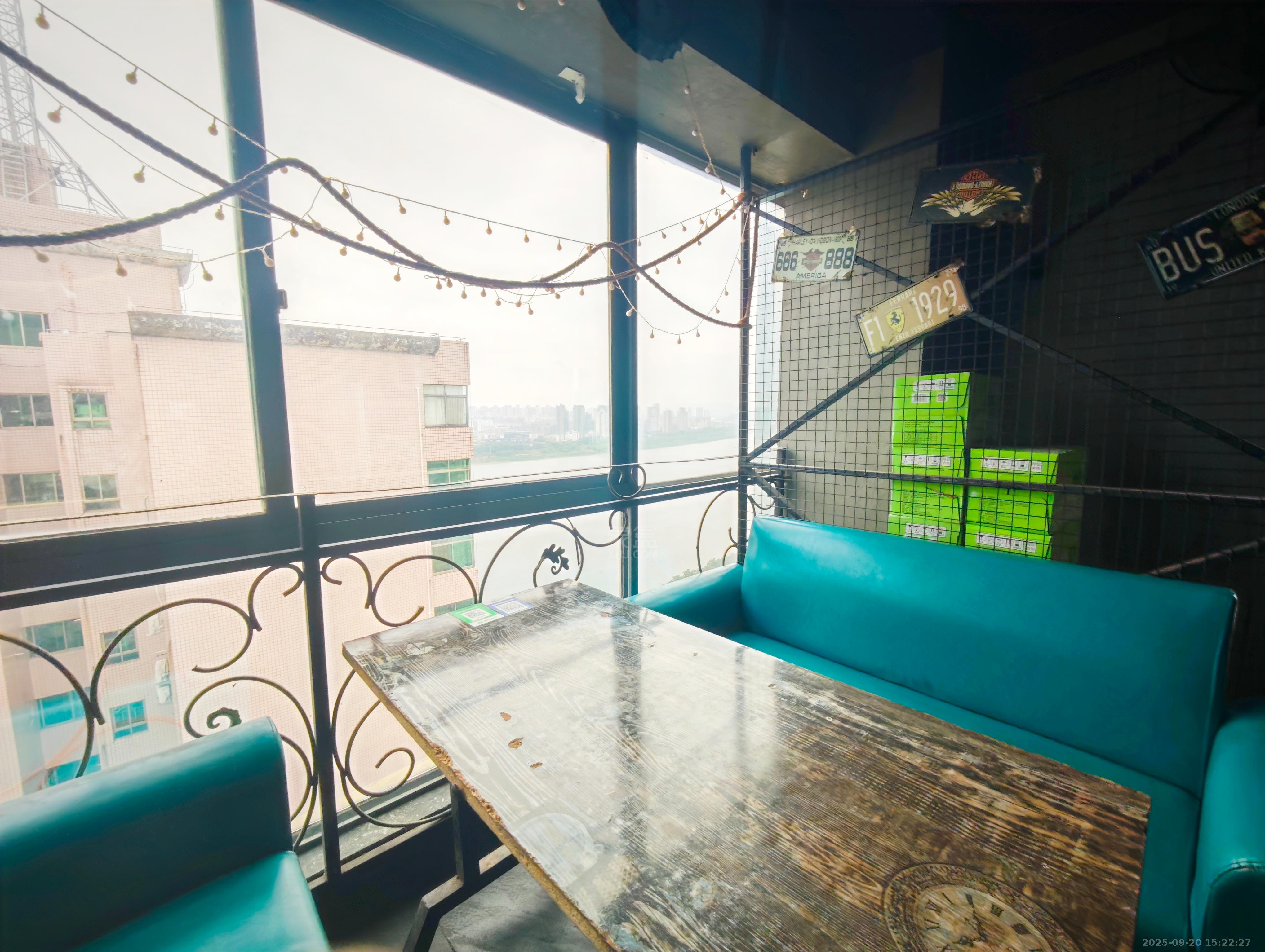 家润多 1室1厅1卫 3000.0元/月 家润多 1室1厅1卫 3000.0元/月室内图