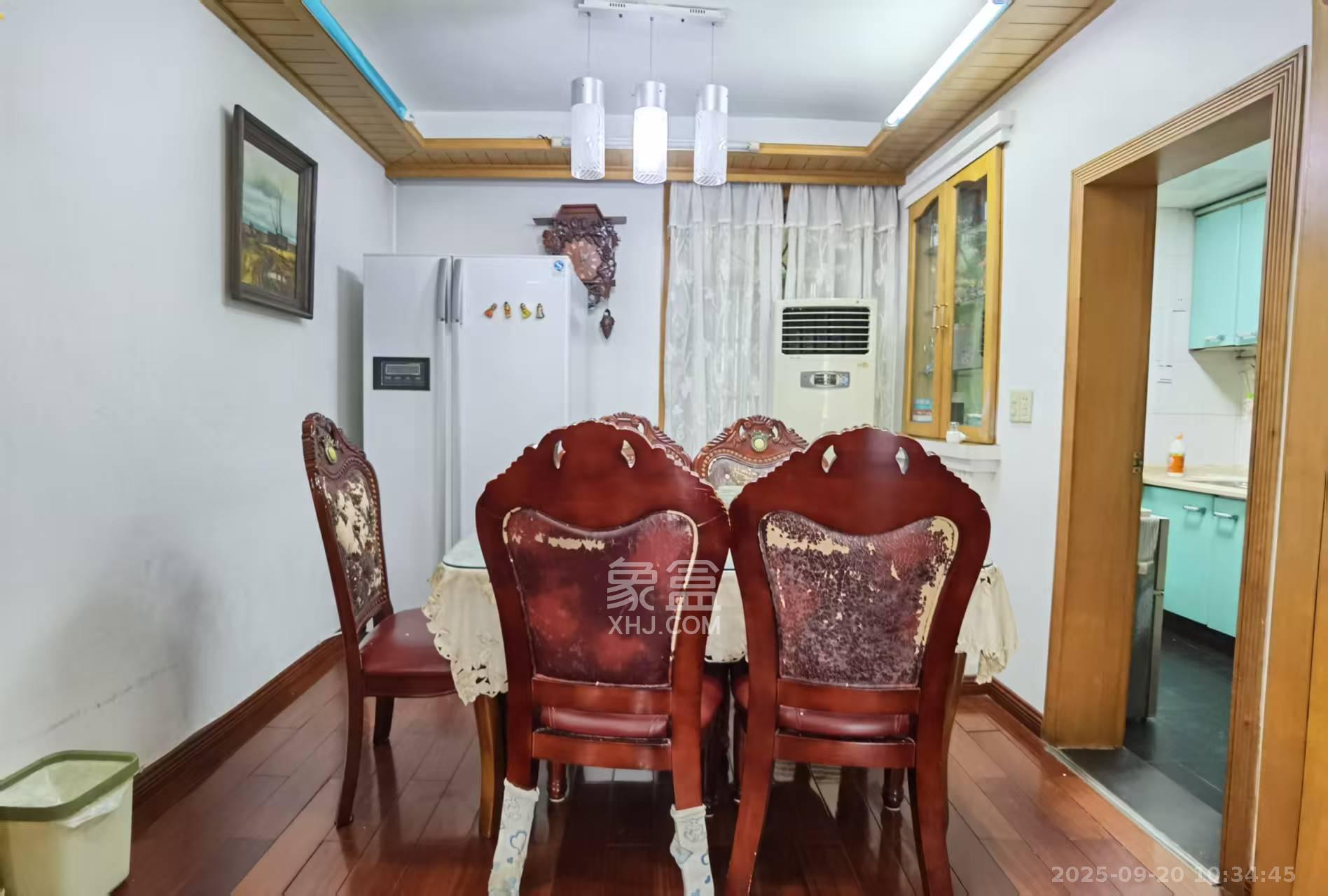 中国农业发展银行机关宿舍  3室2厅1卫    3500.0元/月室内图