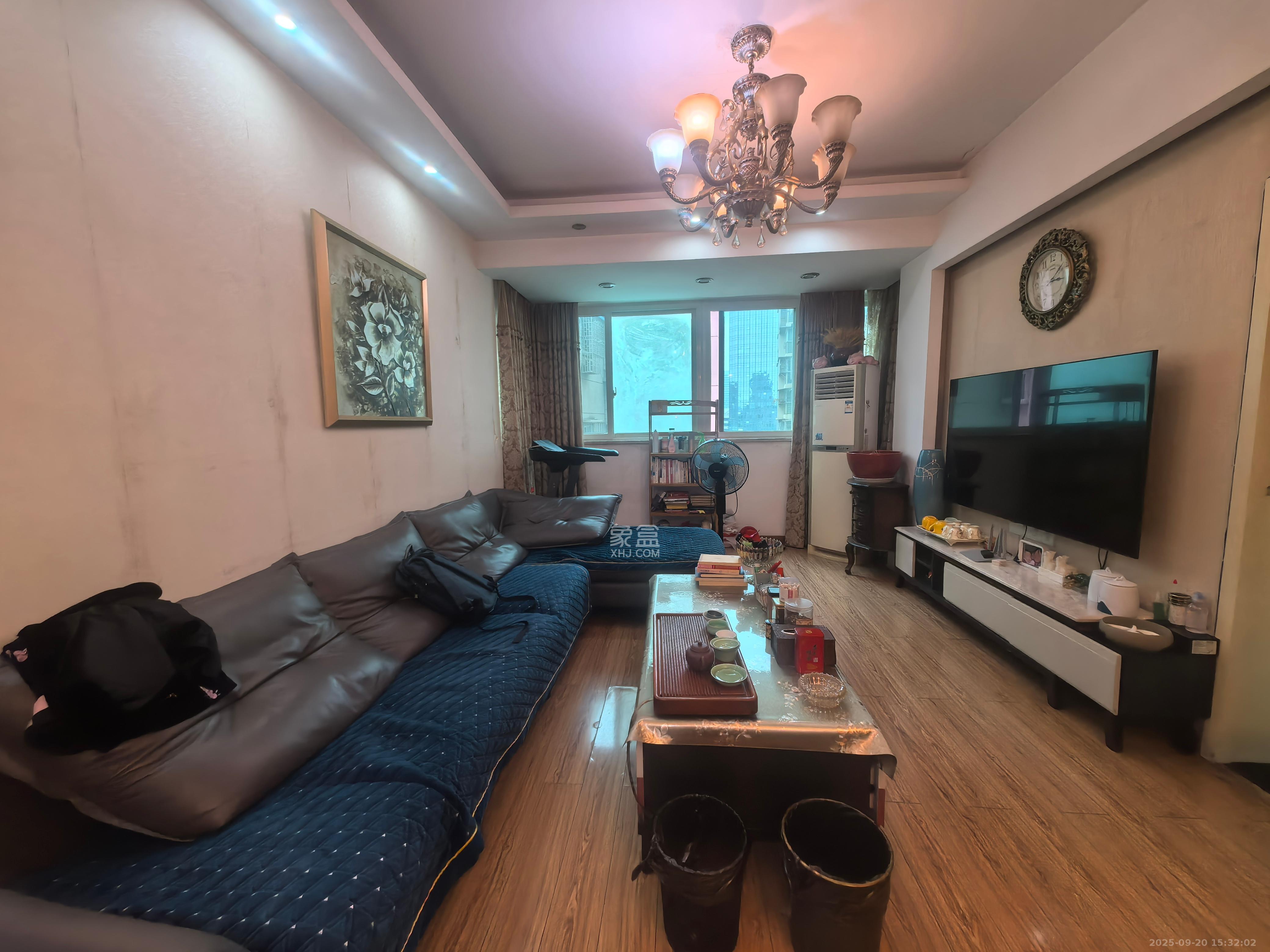 名都花园 2室2厅1卫 2600.0元/月 名都花园 2室2厅1卫 2600.0元/月室内图