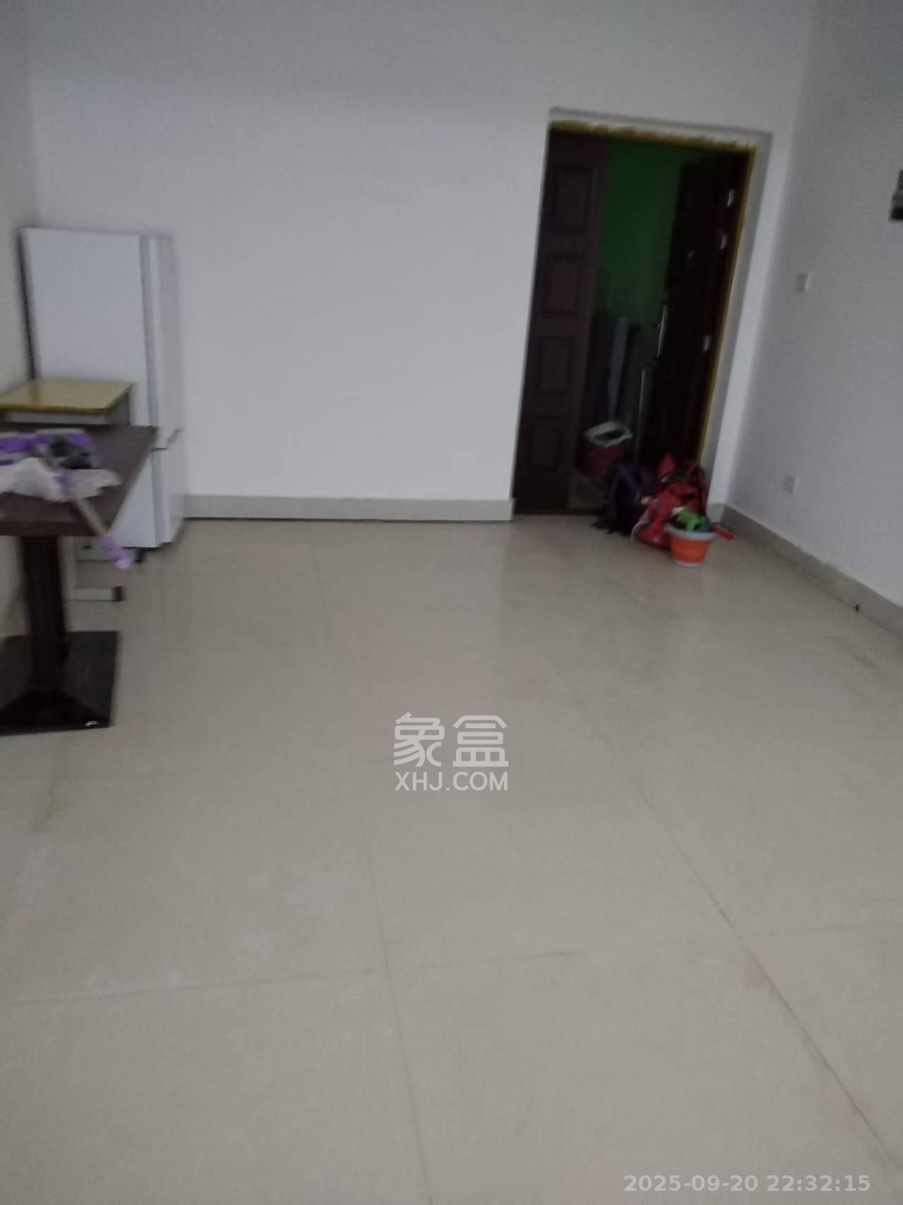 福邸雅苑 5室2厅2卫 3000.0元/月 福邸雅苑 5室2厅2卫 3000.0元/月室内图