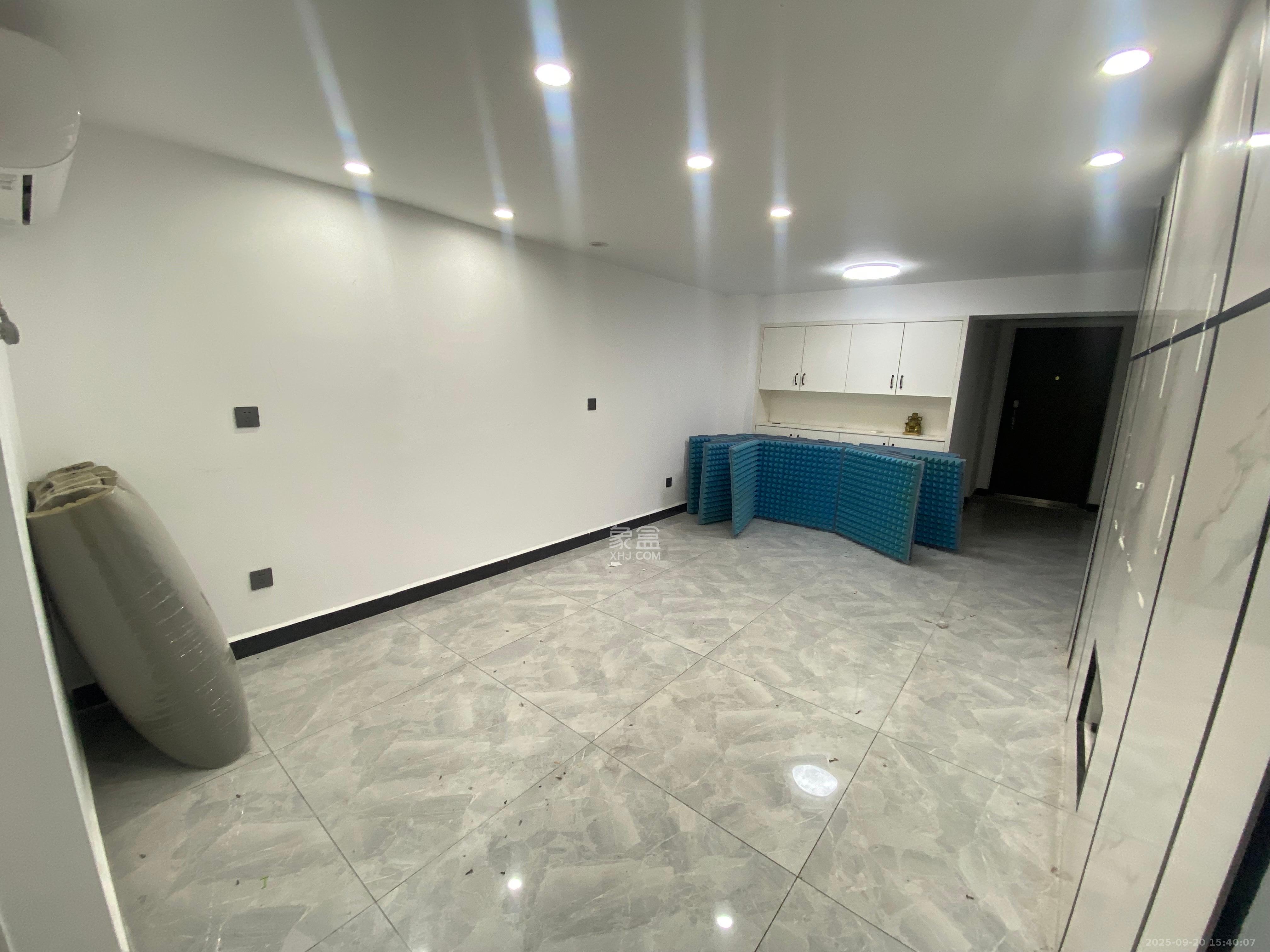 尚鑫海悦(新长海尚海城) 1室1厅1卫 1700.0元/月 尚鑫海悦(新长海尚海城) 1室1厅1卫 1700.0元/月室内图