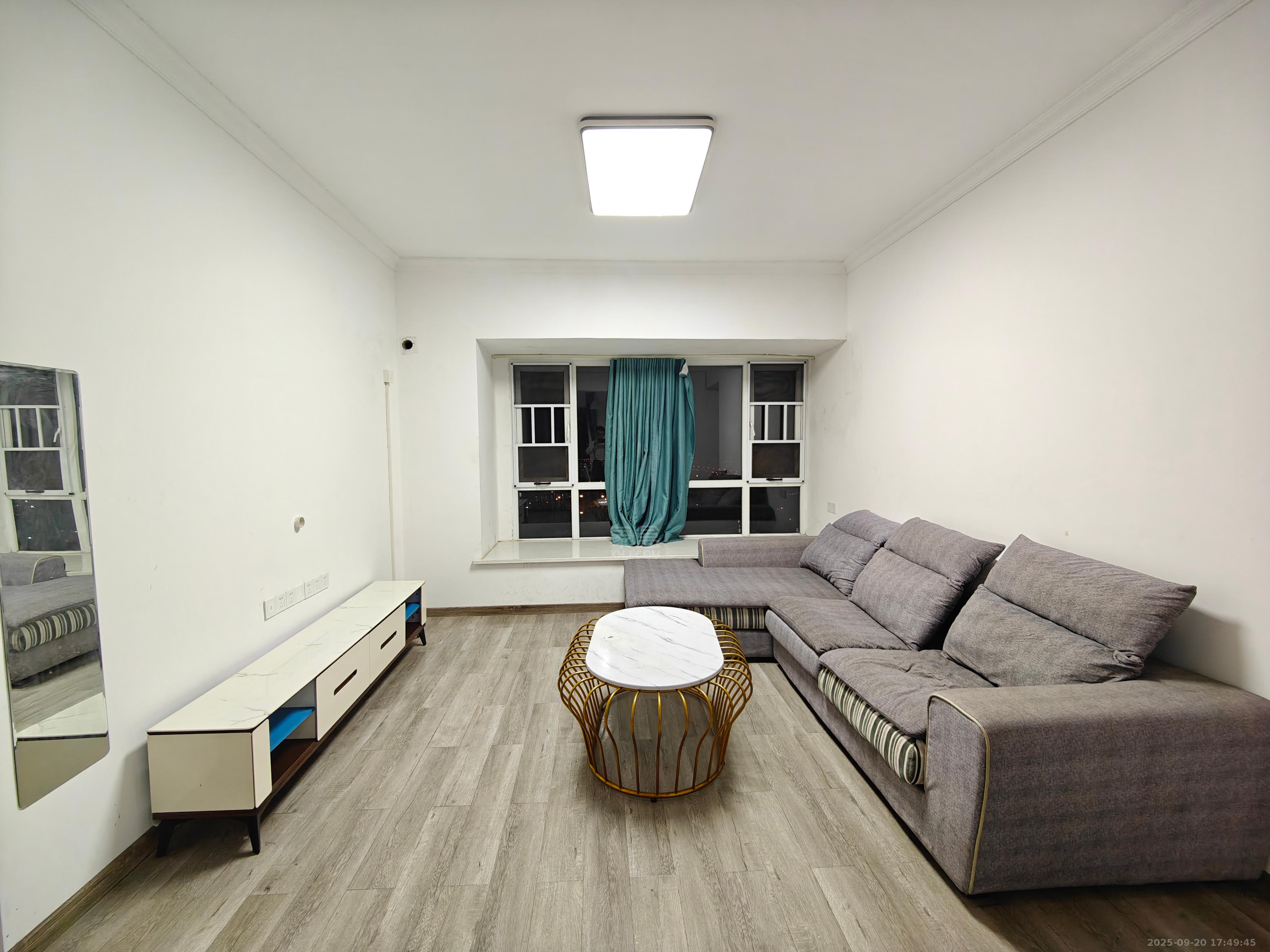 美的城二期 4室2厅1卫 1800.0元/月 美的城二期 4室2厅1卫 1800.0元/月室内图