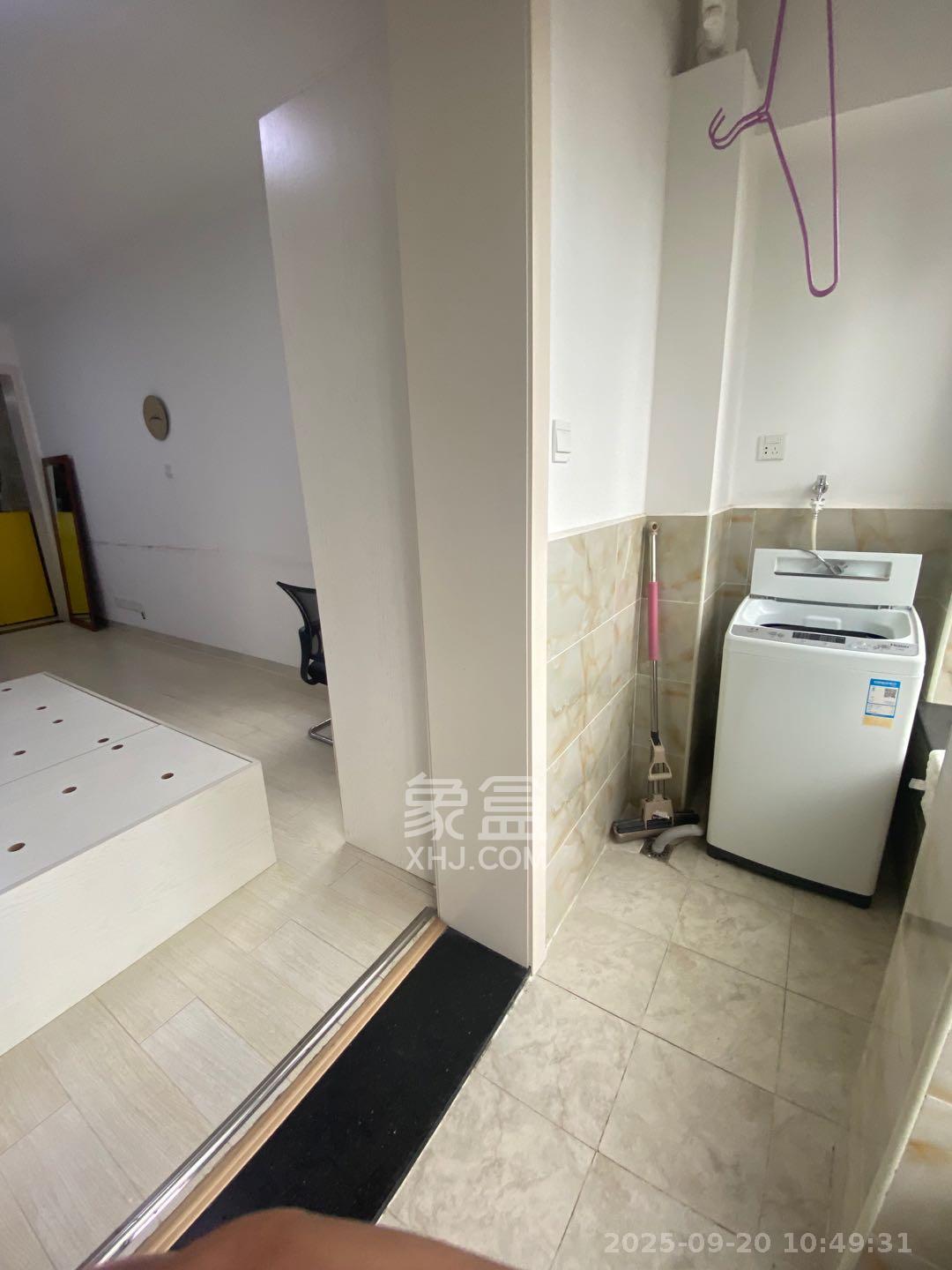万科魅力之城  1室0厅0卫   1400.00元/月室内图