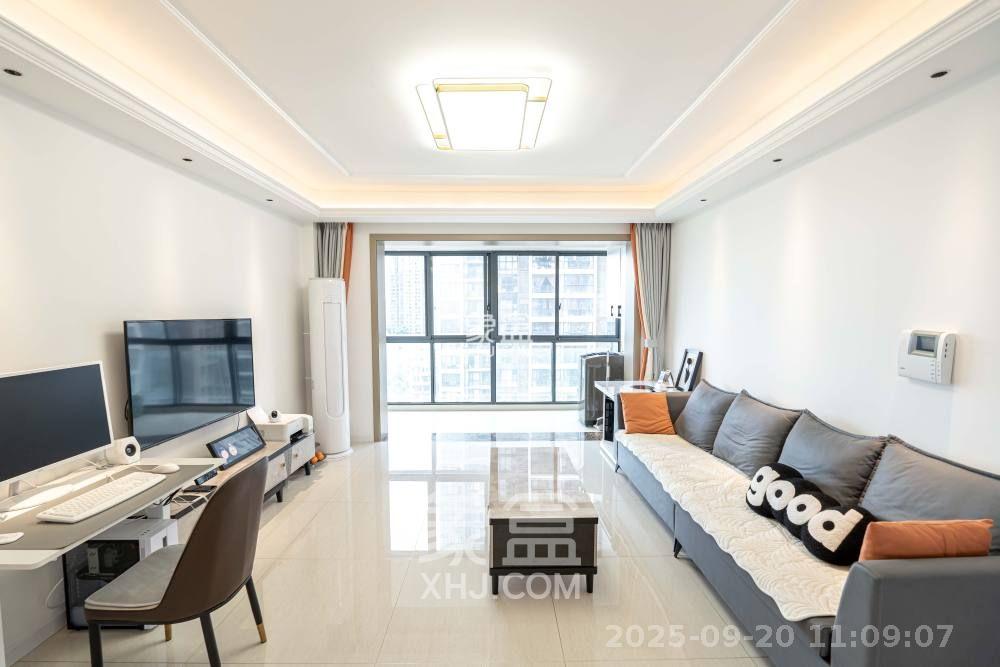 融科东南海 4室2厅2卫 4000.0元/月 融科东南海 4室2厅2卫 4000.0元/月室内图