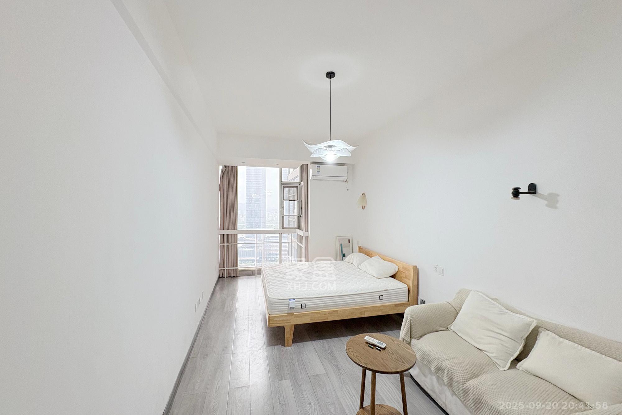 英尚国际 1室0厅0卫 38.0万 英尚国际 1室0厅0卫 38.0万客厅