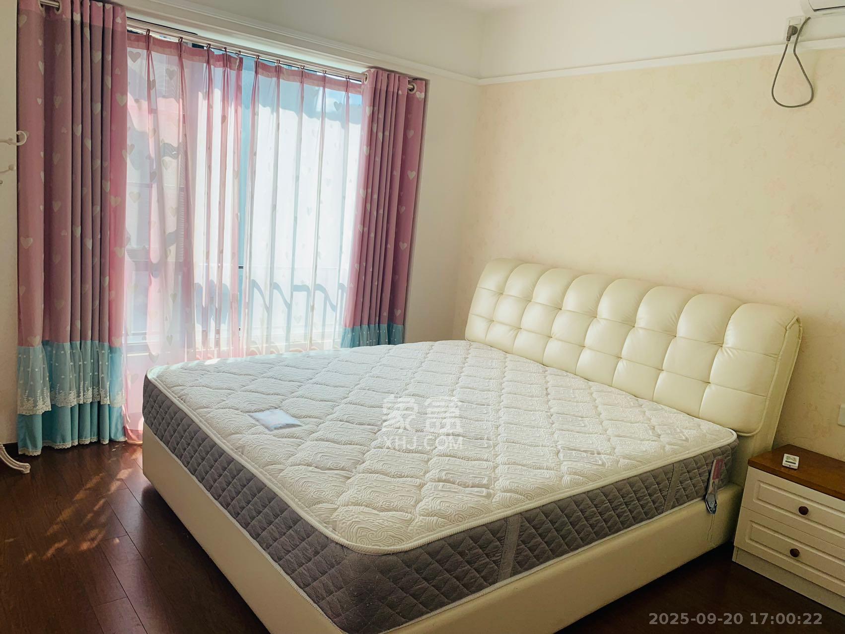 万科魅力之城非凡里 3室2厅2卫 2200.0元/月 万科魅力之城非凡里 3室2厅2卫 2200.0元/月室内图