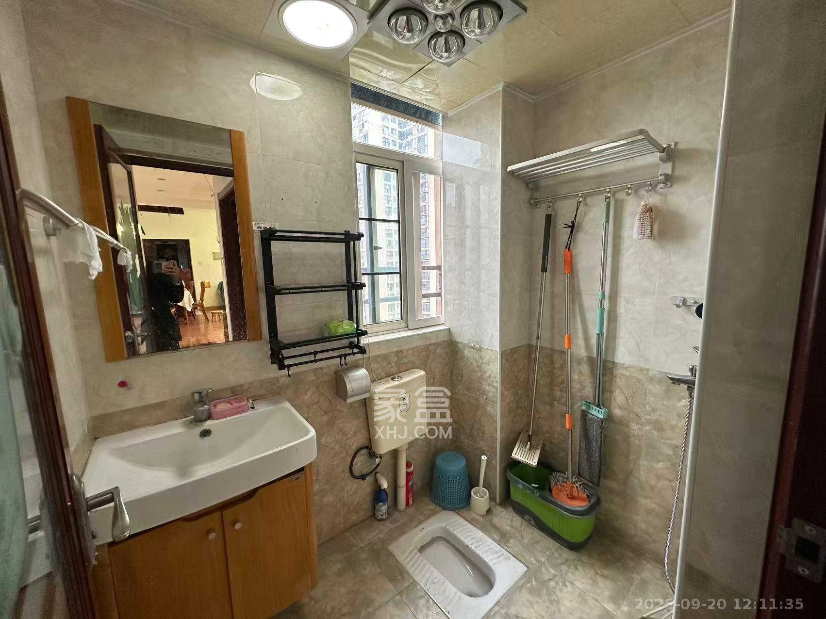 沁园春御院  3室2厅2卫    2400.0元/月 沁园春御院  3室2厅2卫    2400.0元/月