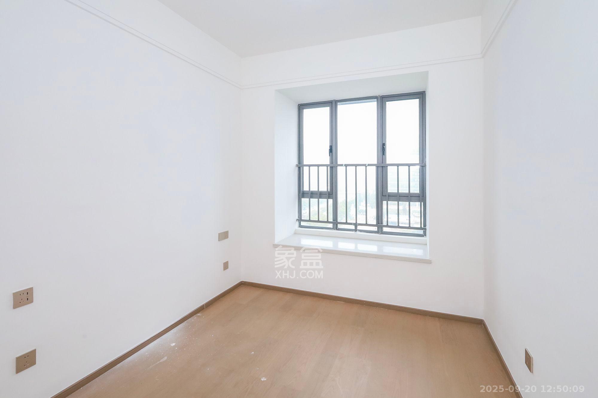 复地滨江金融中心 4室2厅2卫 6000.0元/月 复地滨江金融中心 4室2厅2卫 6000.0元/月室内图