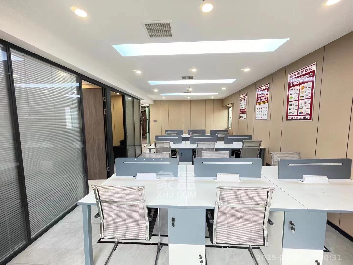 德思勤城市广场（宝格丽公寓）  2室1厅1卫   6000.00元/月室内图