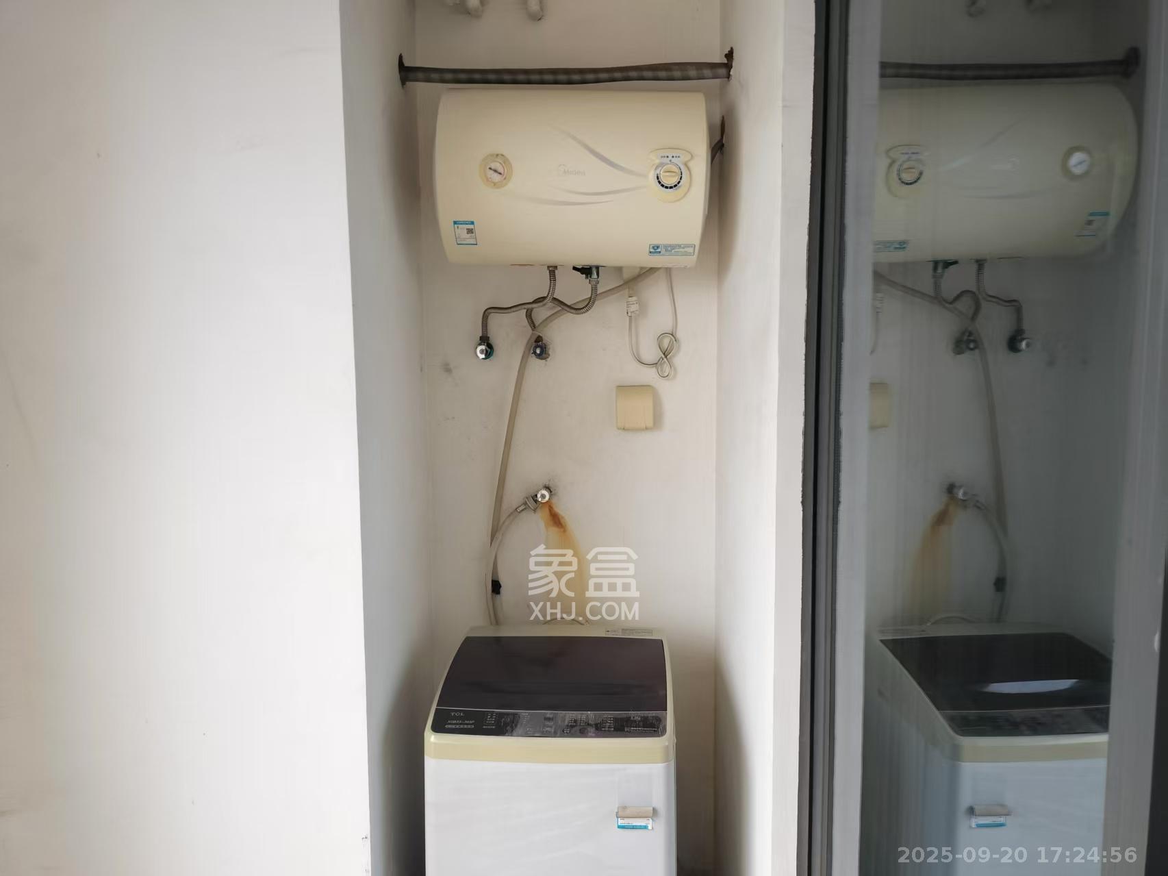 万科白鹭郡  1室1厅1卫    1300.0元/月室内图