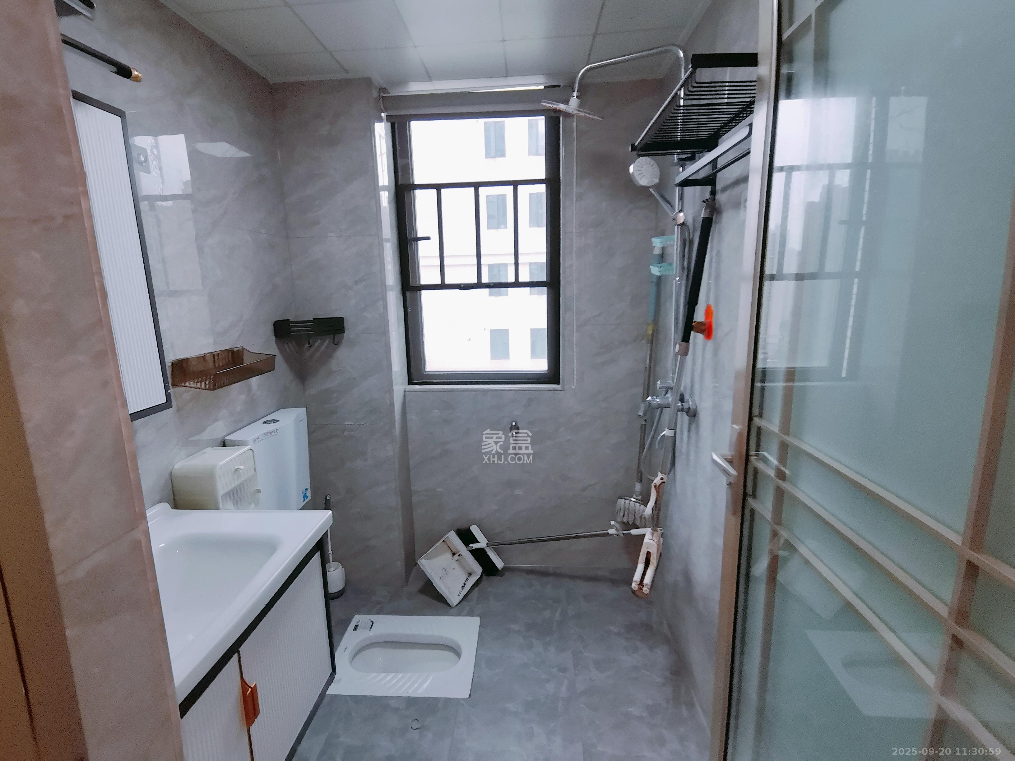 惟泽园  1室1厅2卫    3200.0元/月室内图