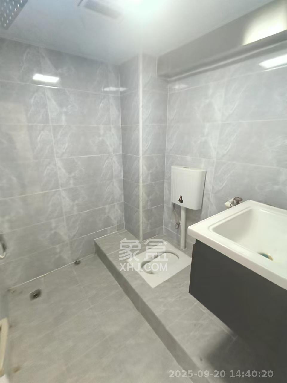 宏景名厦  3室1厅1卫    3000.0元/月室内图