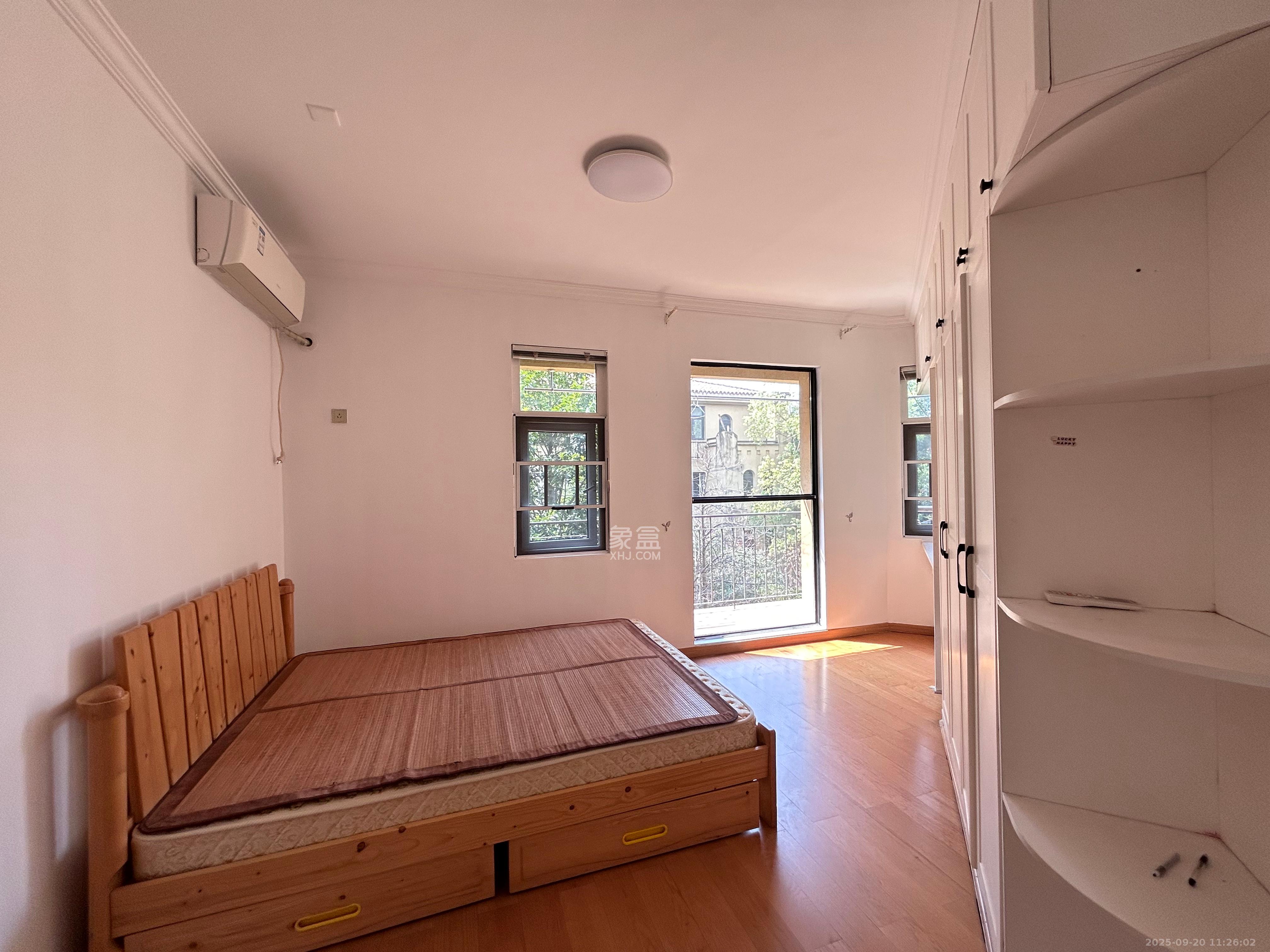 郡原居里  3室2厅1卫    2100.0元/月室内图