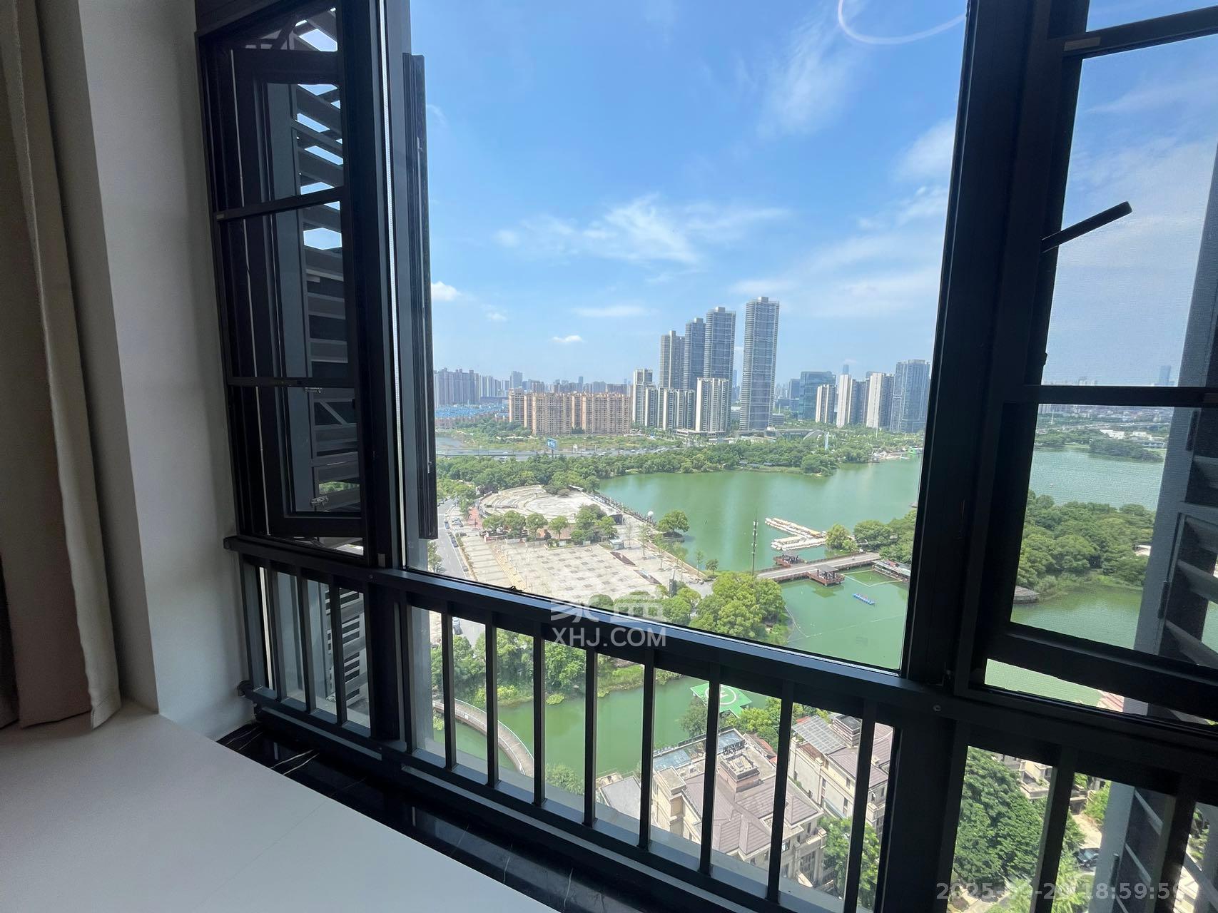 藏珑湖上公馆 1室1厅1卫 2600.0元/月 藏珑湖上公馆 1室1厅1卫 2600.0元/月室内图