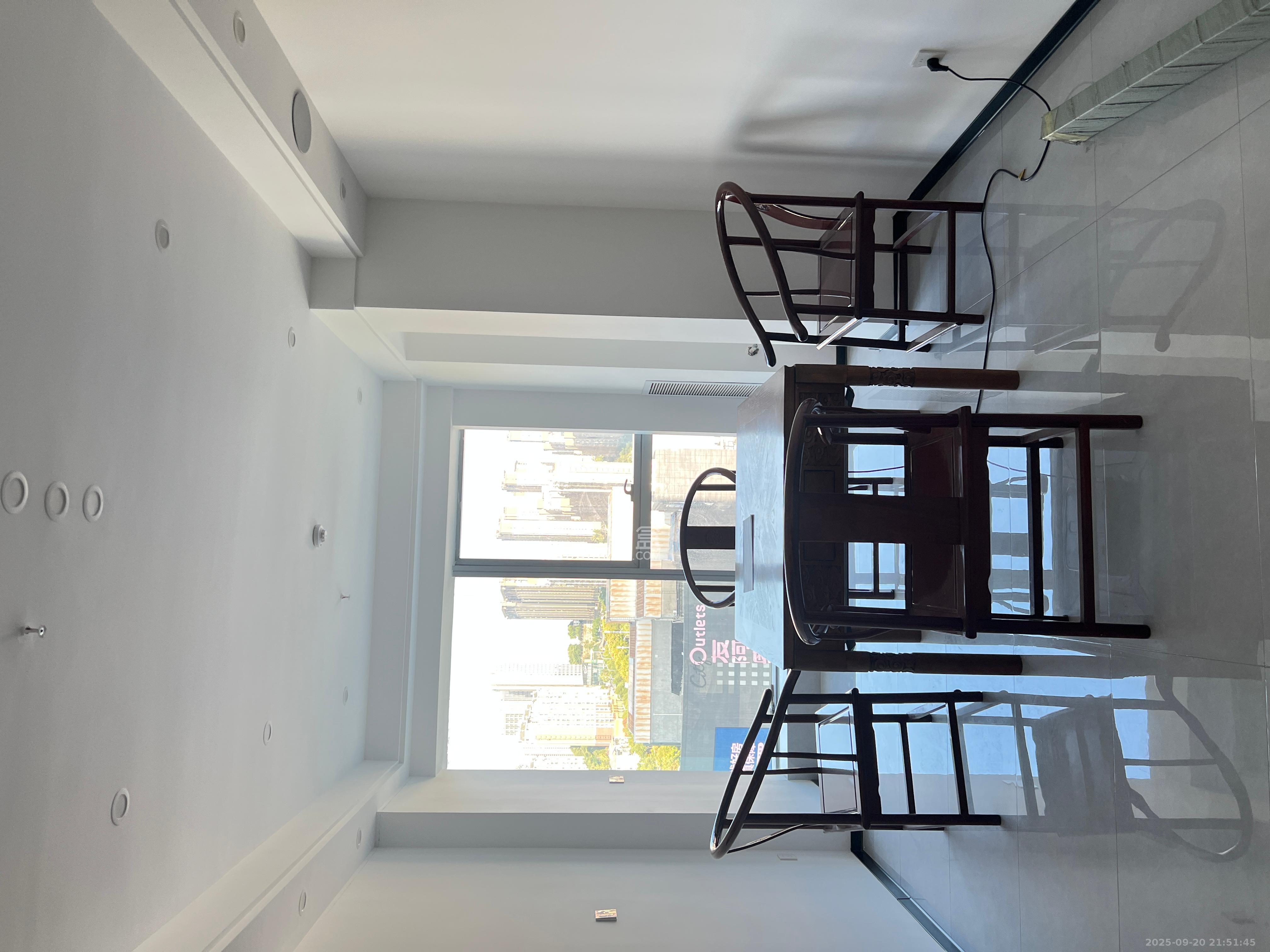 卓越伊景寓 1室1厅1卫 1500.0元/月 卓越伊景寓 1室1厅1卫 1500.0元/月室内图