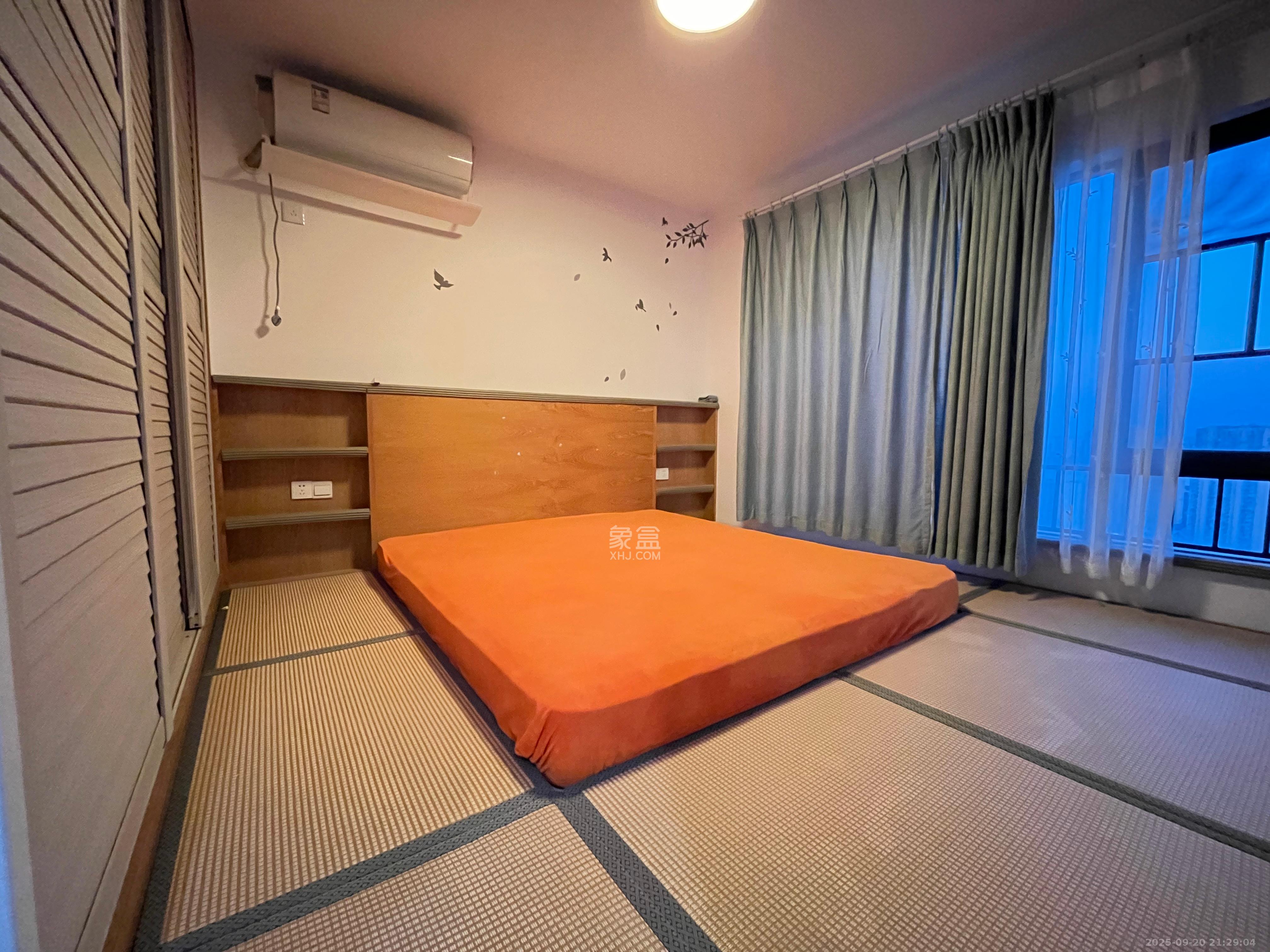 合能洋湖公馆  3室2厅2卫    2800.0元/月室内图