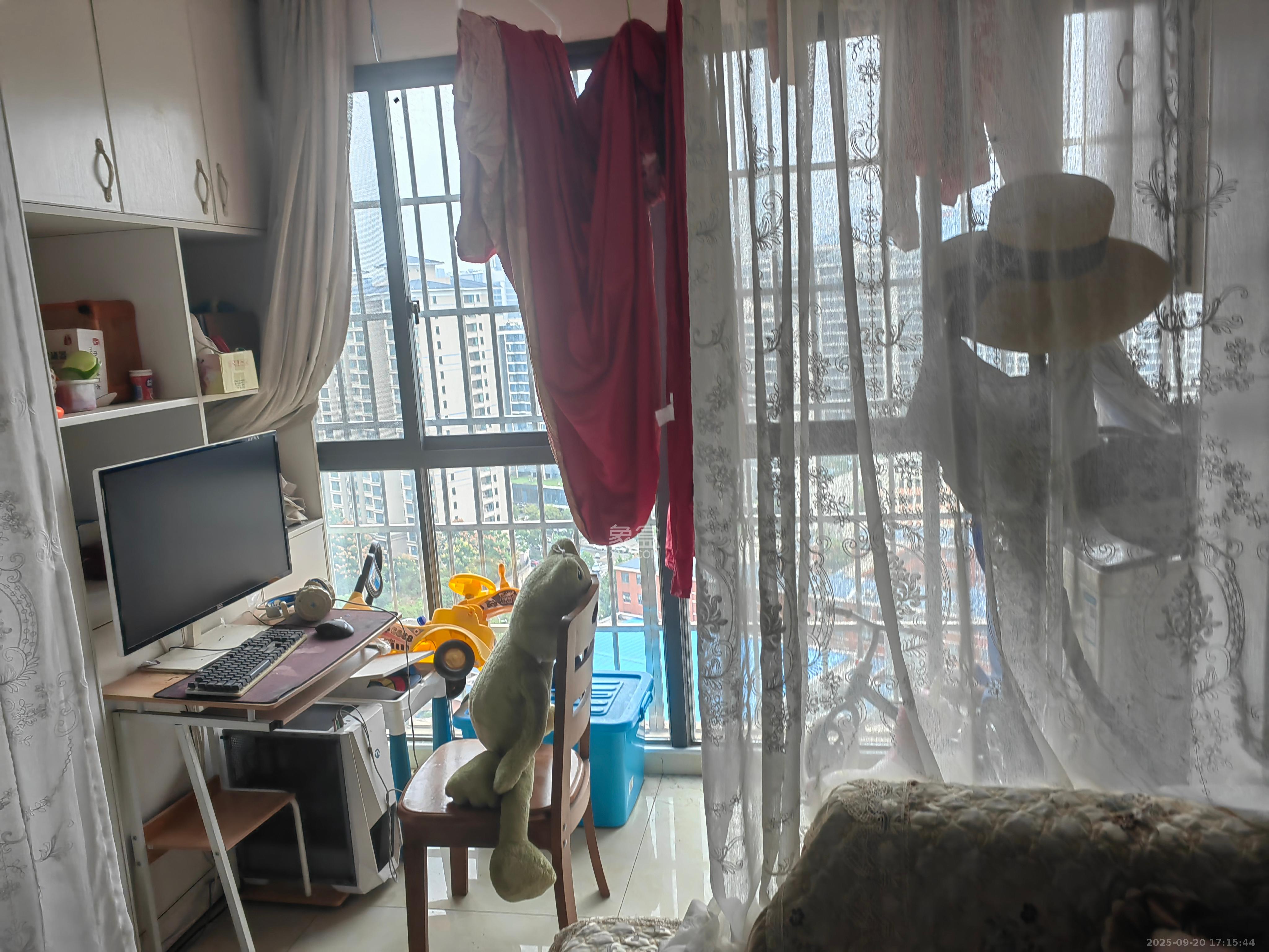 谷山庭院二期 2室2厅1卫 2200.0元/月 谷山庭院二期 2室2厅1卫 2200.0元/月室内图