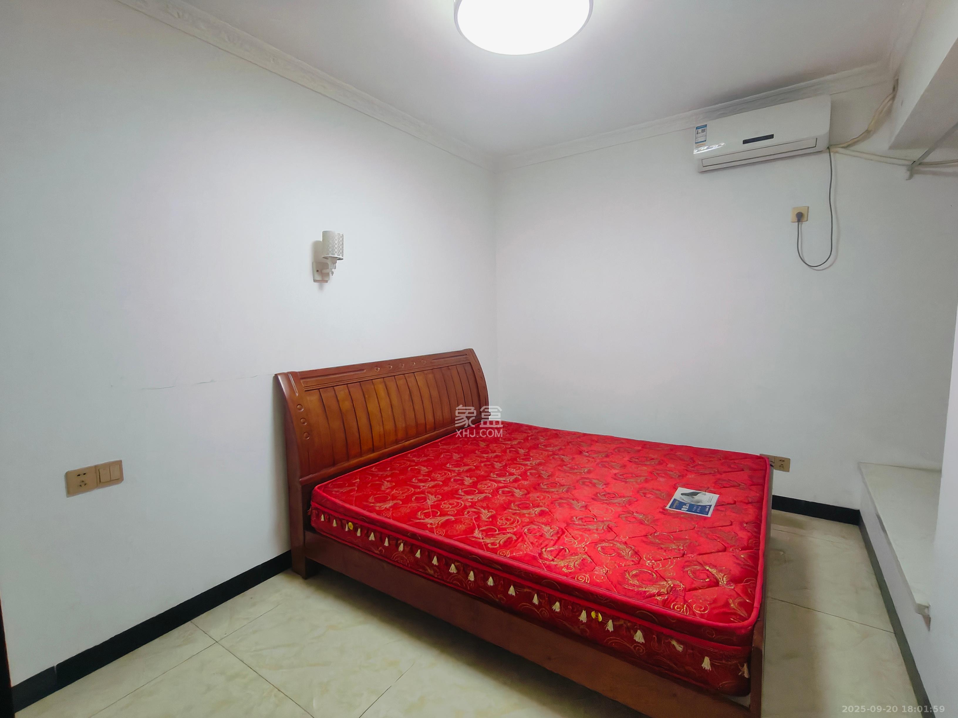 海伦春天  2室1厅1卫    2000.0元/月室内图