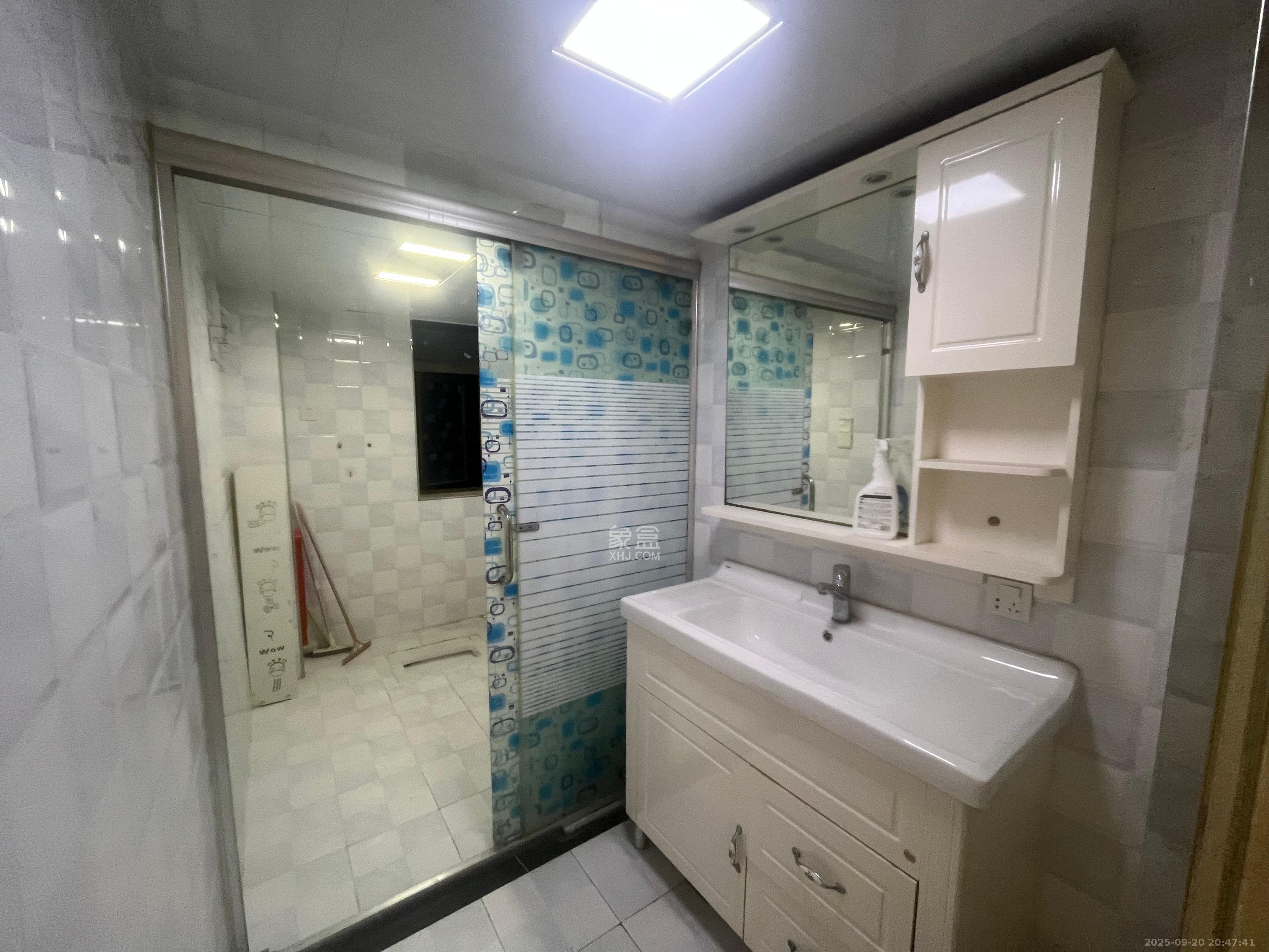 江山帝景哈佛 3室2厅2卫 2400.0元/月 江山帝景哈佛 3室2厅2卫 2400.0元/月室内图