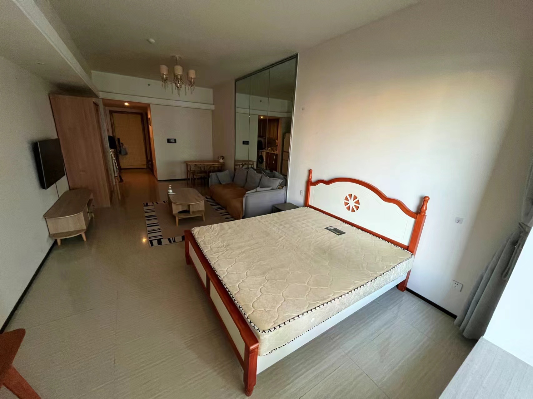 恒大外滩 1室1厅1卫 2000.0元/月 恒大外滩 1室1厅1卫 2000.0元/月室内图