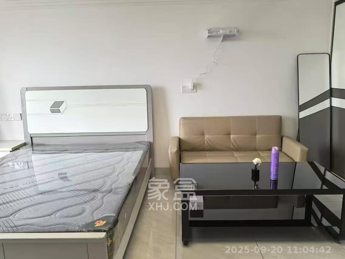 世茂璀璨天城公寓  1室1厅1卫    1580.0元/月室内图