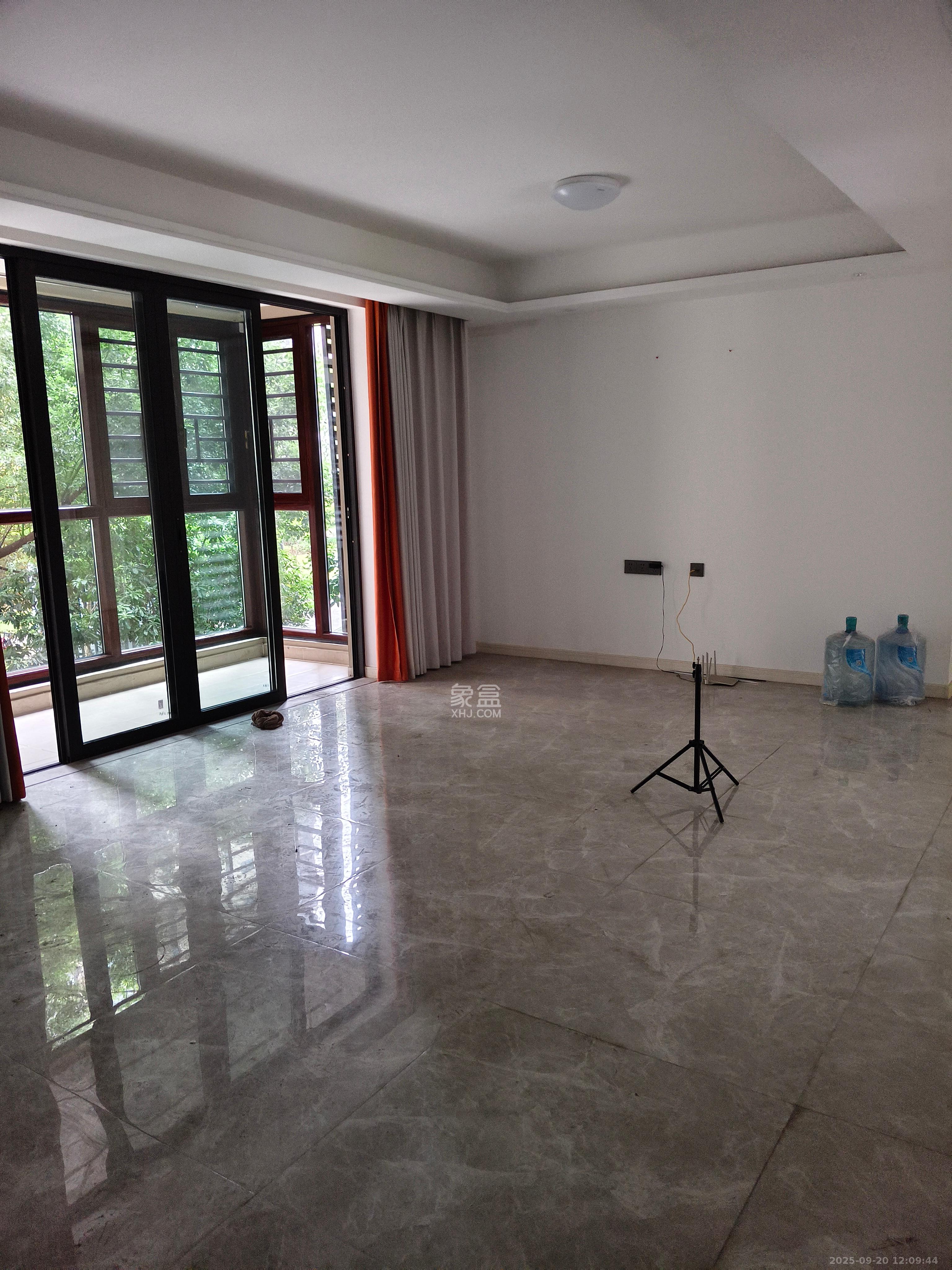 万科金色梦想C区 4室2厅2卫 3200.0元/月 万科金色梦想C区 4室2厅2卫 3200.0元/月室内图