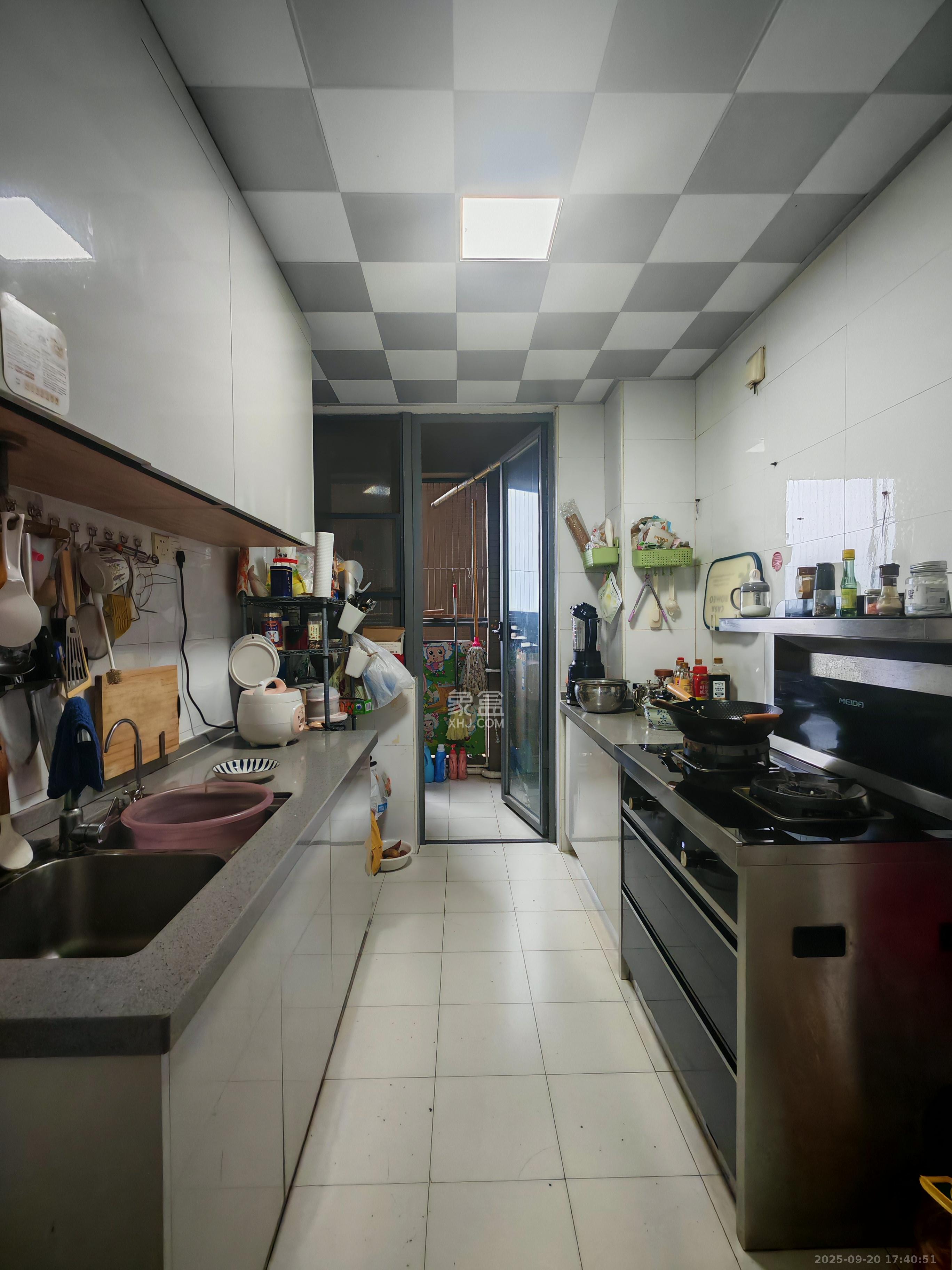 万博汇  3室2厅2卫    3500.0元/月室内图