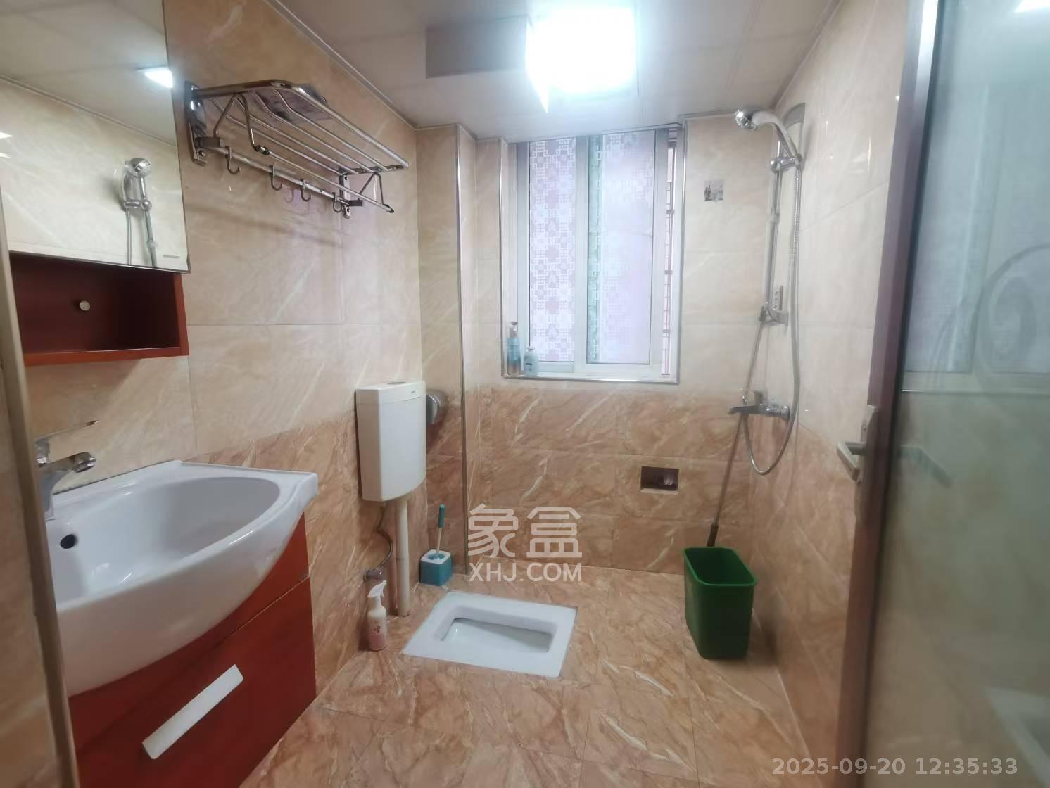 枫林美景  2室2厅1卫    1700.0元/月室内图