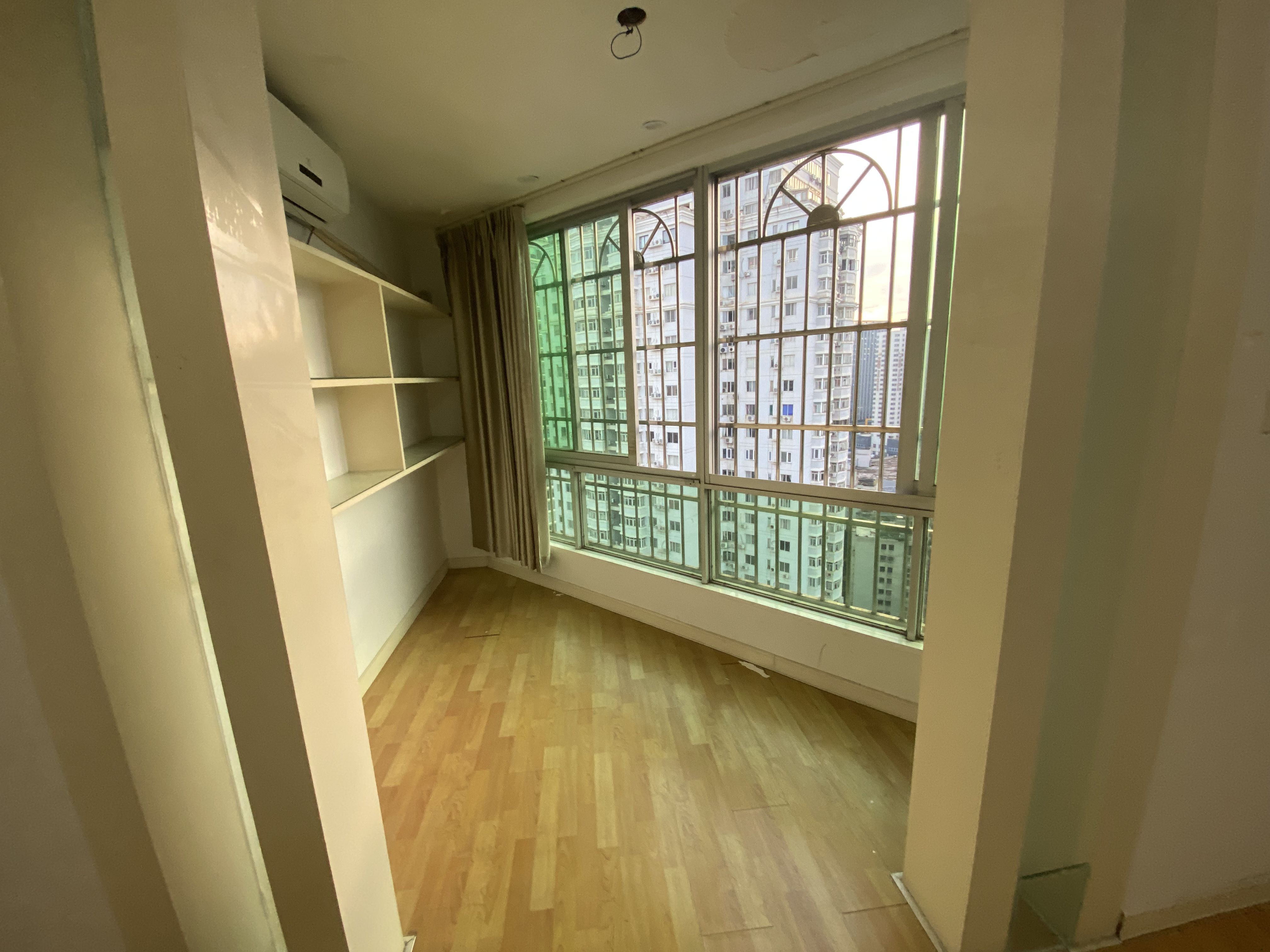 富豪大厦(富豪花园) 3室2厅1卫 2900.0元/月 富豪大厦(富豪花园) 3室2厅1卫 2900.0元/月室内图