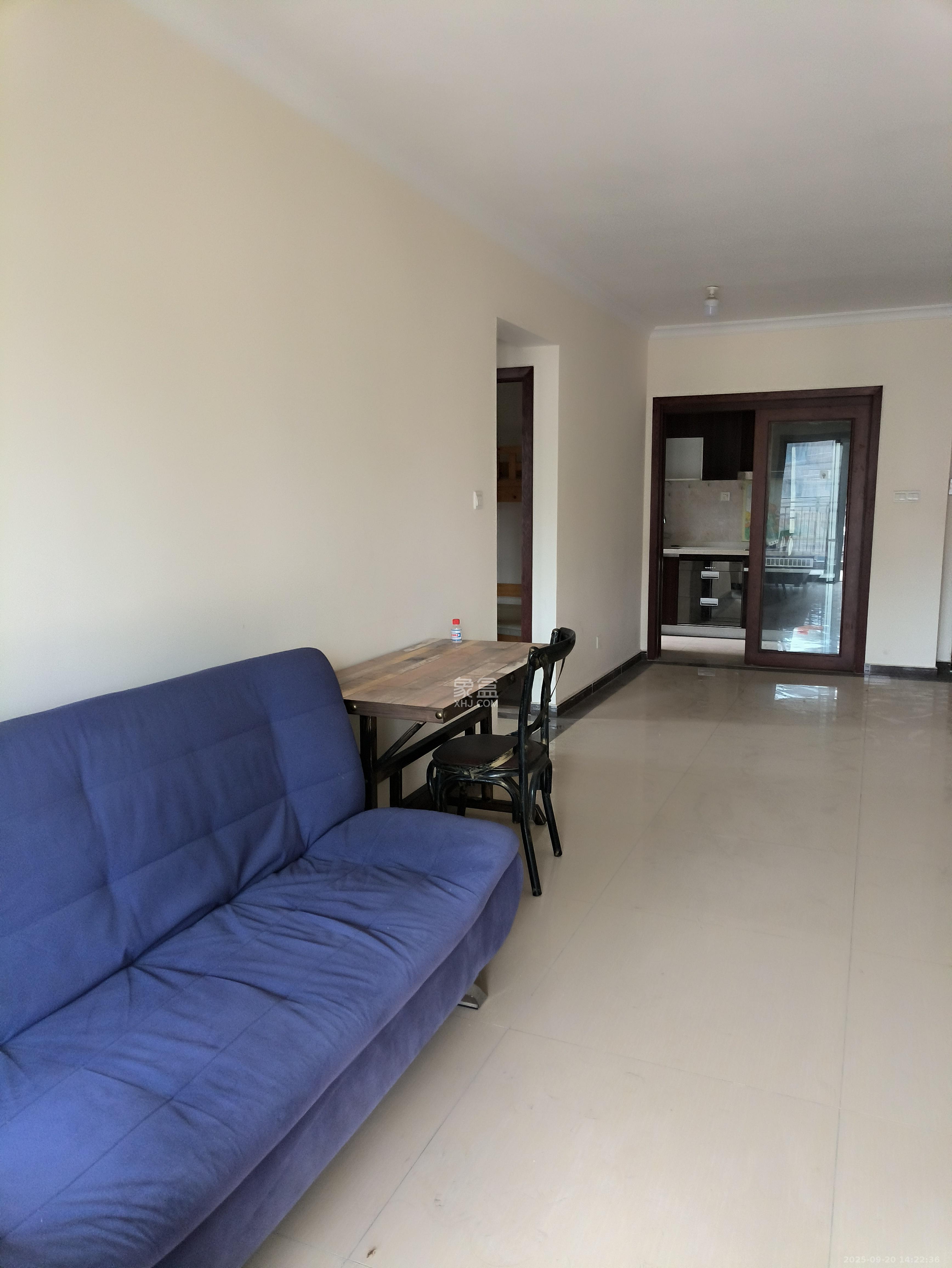 时代倾城二期  2室2厅1卫    1700.0元/月室内图