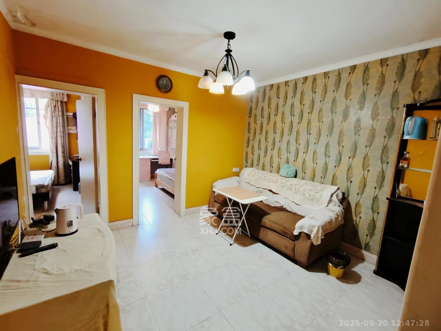 工农街散盘 2室1厅1卫 1600.0元/月 工农街散盘 2室1厅1卫 1600.0元/月室内图