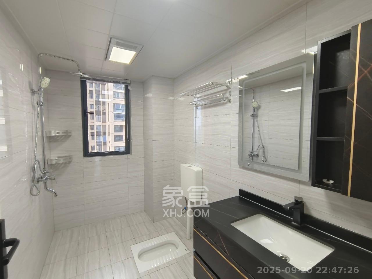 建发中央悦府  3室2厅2卫    5600.0元/月室内图