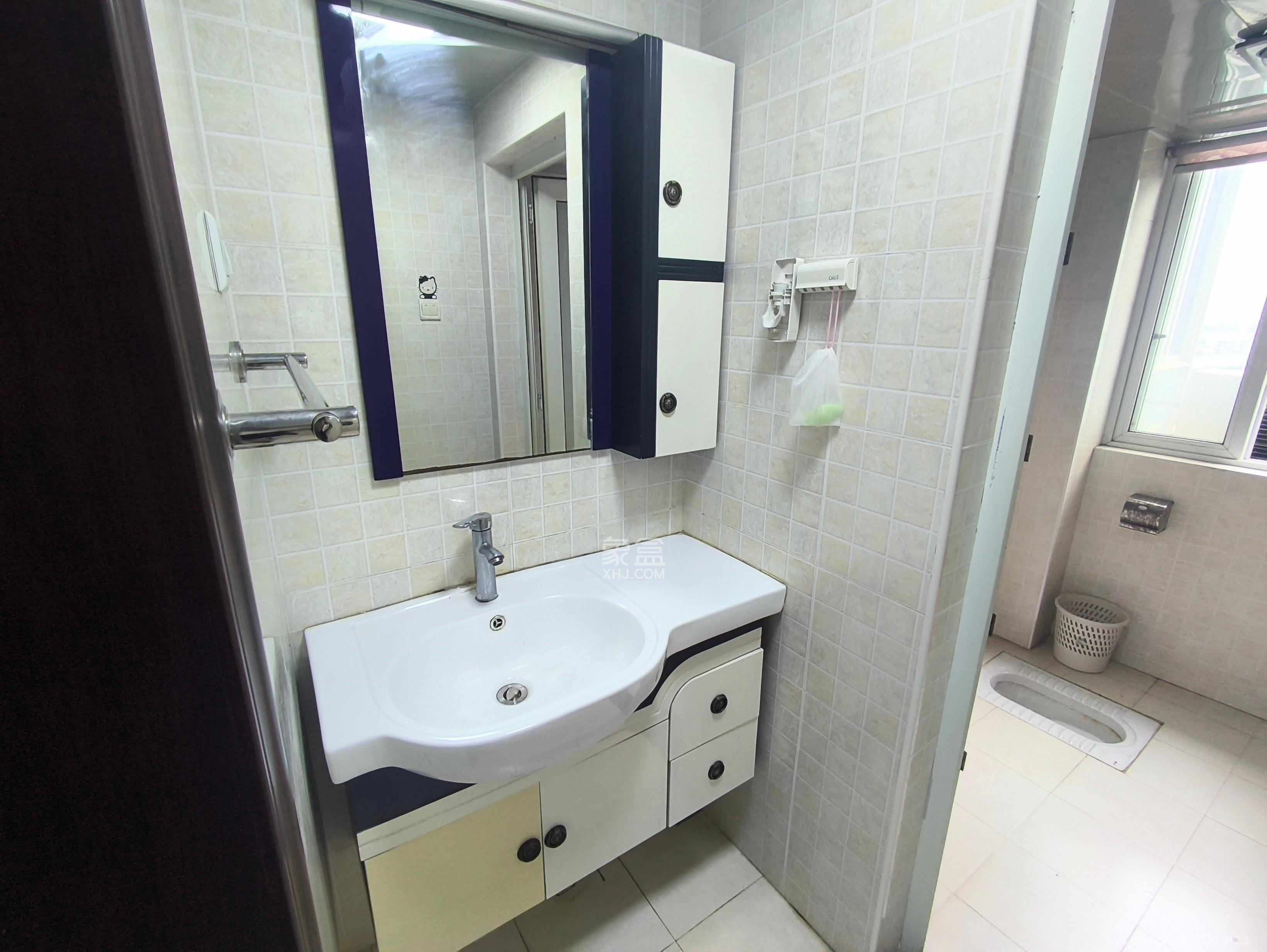 月湖兰庭 3室1厅2卫 2500.0元/月 月湖兰庭 3室1厅2卫 2500.0元/月室内图